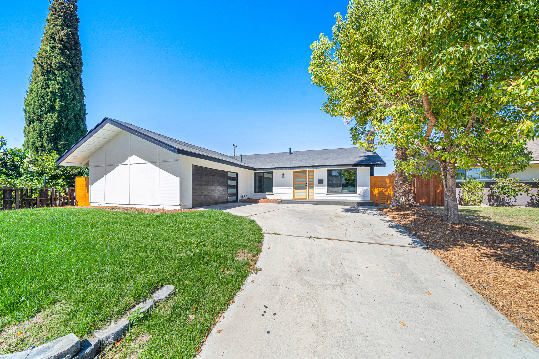24101 Landisview Avenue 