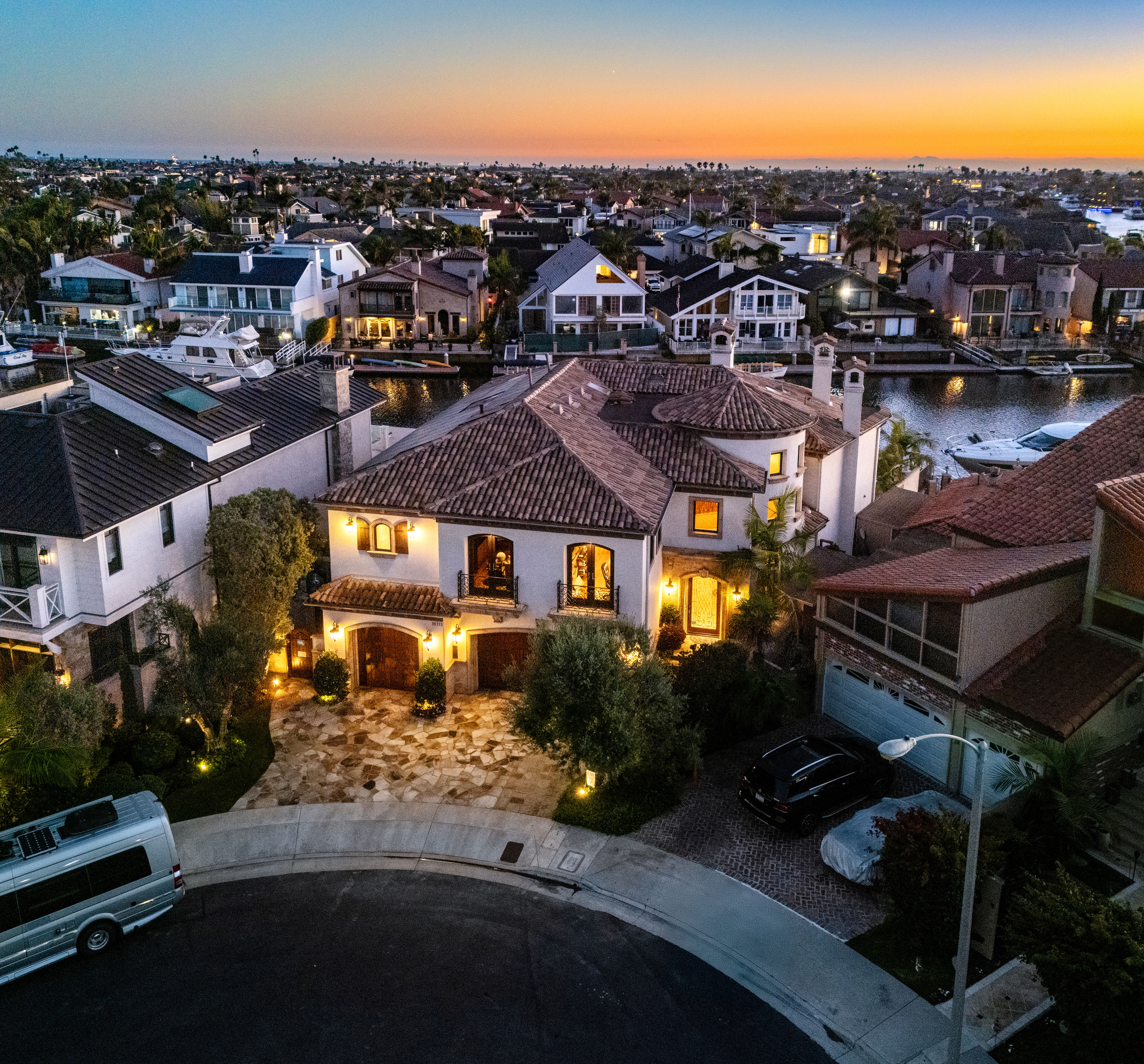 16111 Santa Barbara Lane 