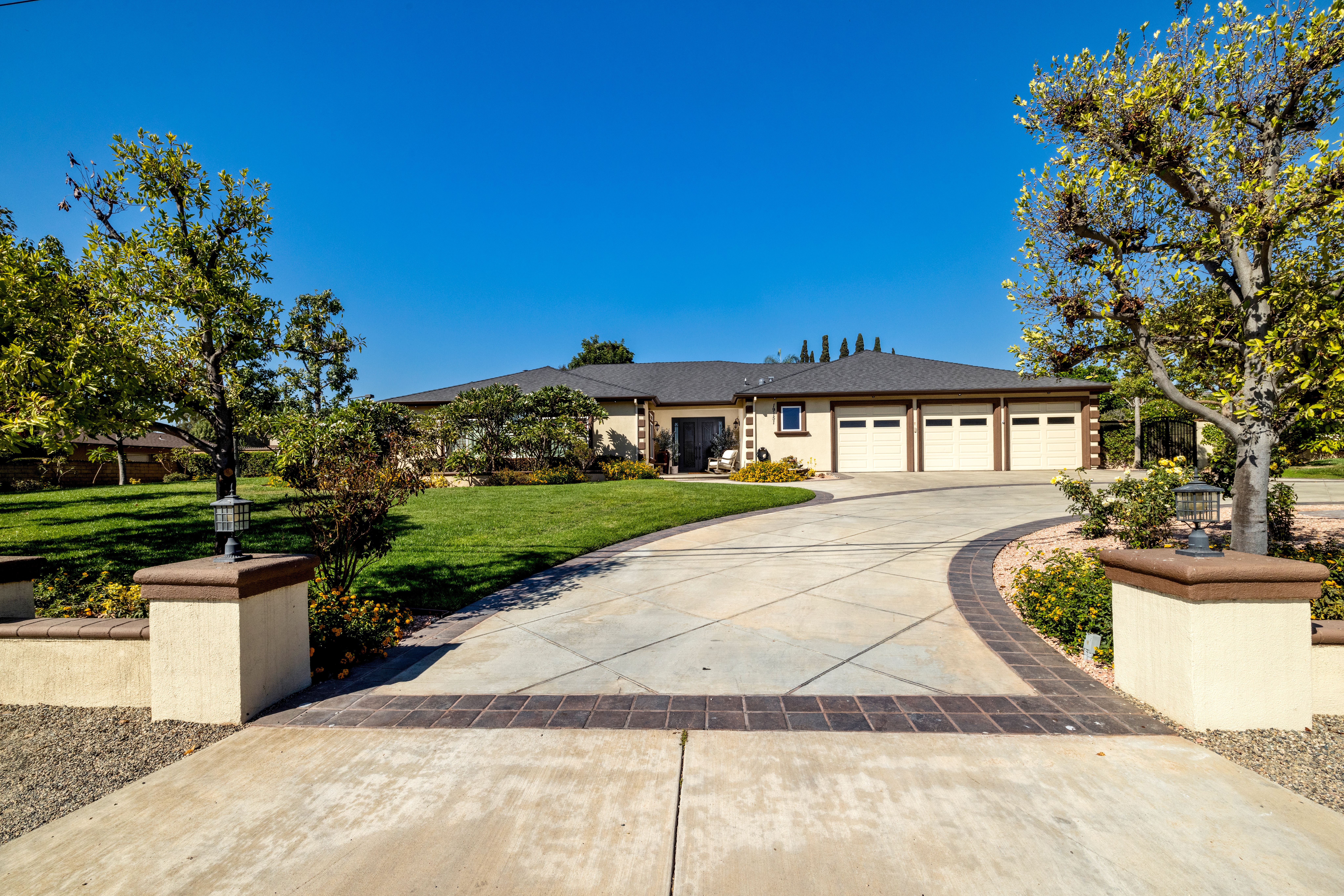 19151 Oriente Drive 