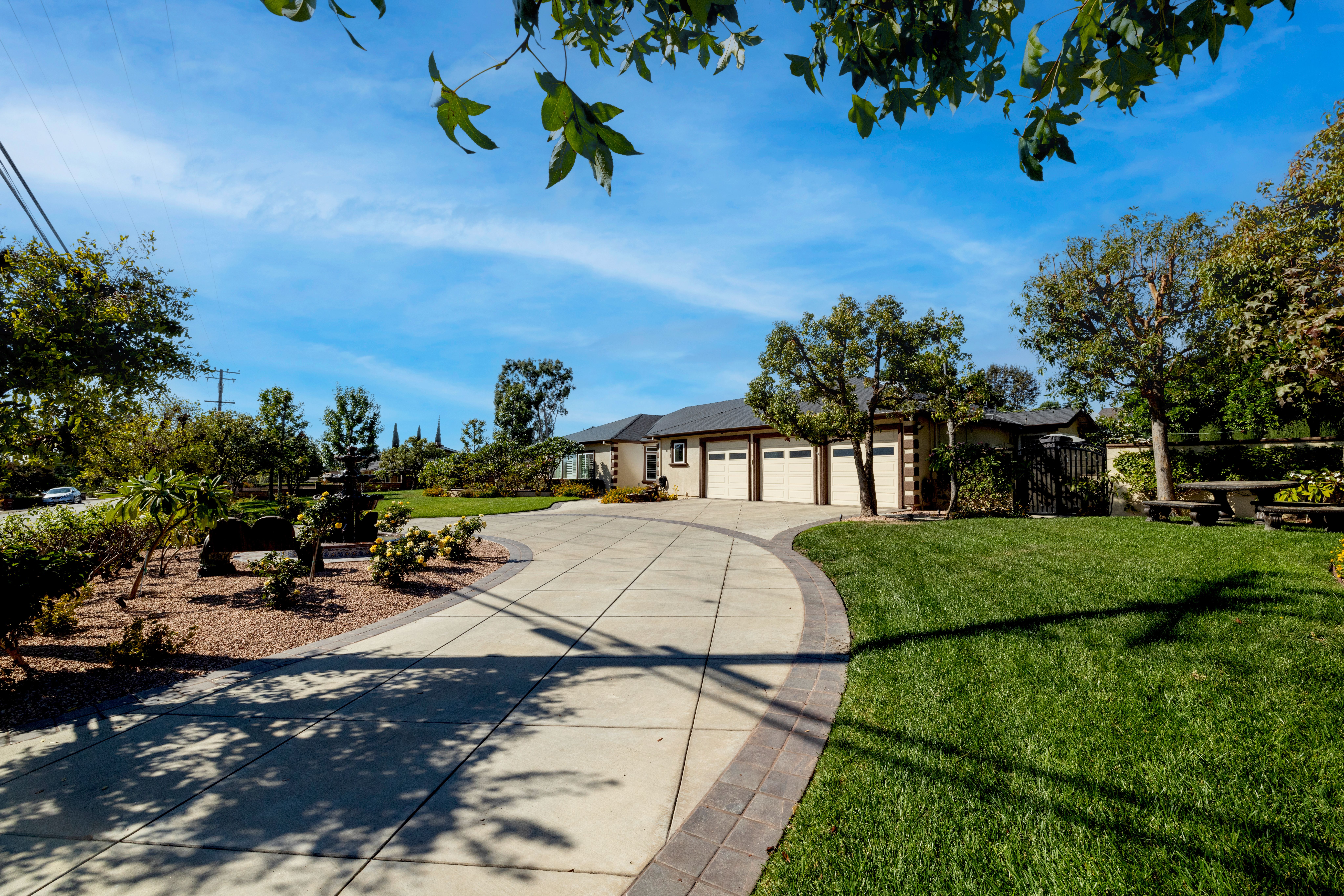 19151 Oriente Drive 