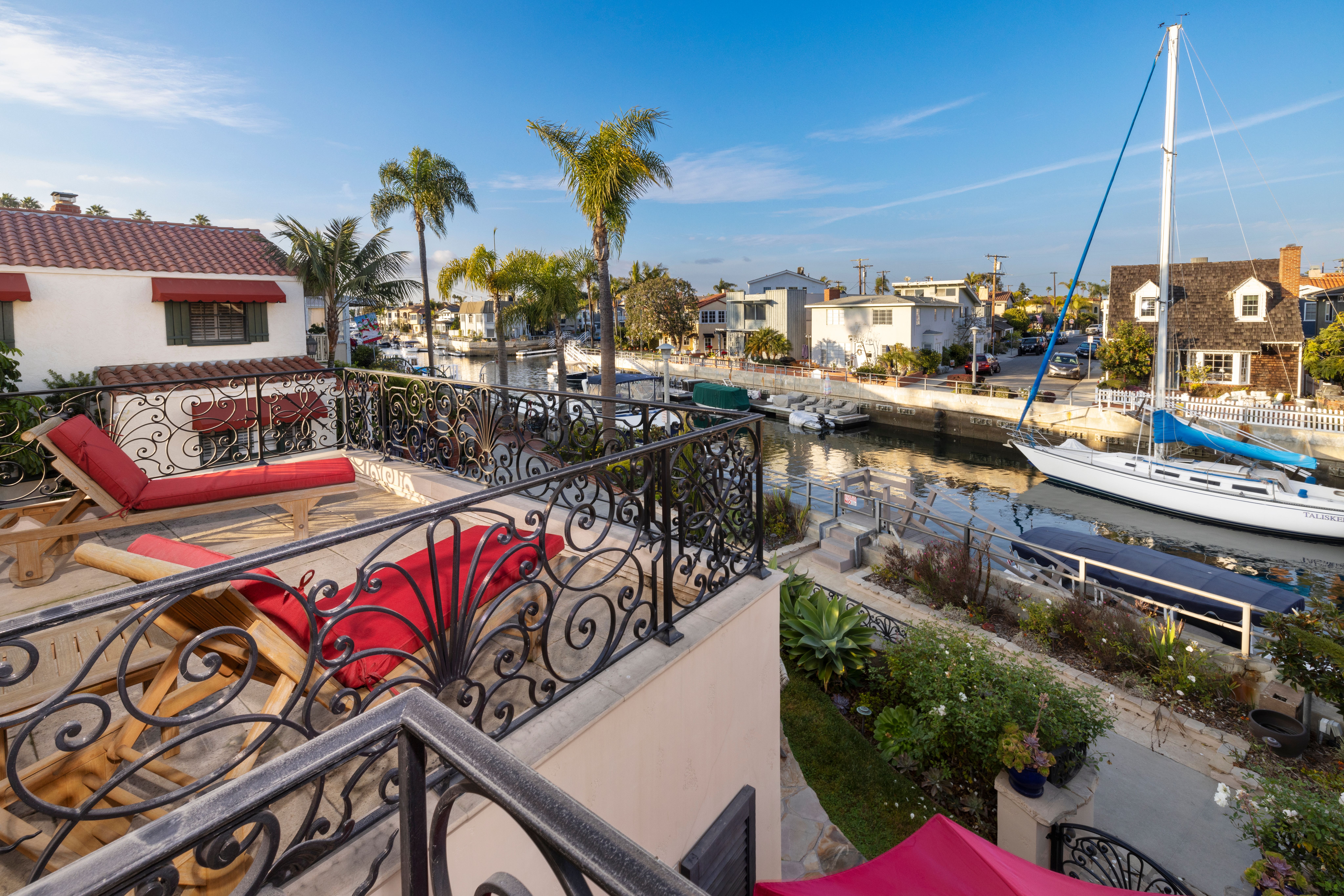 5634 Naples Canal 