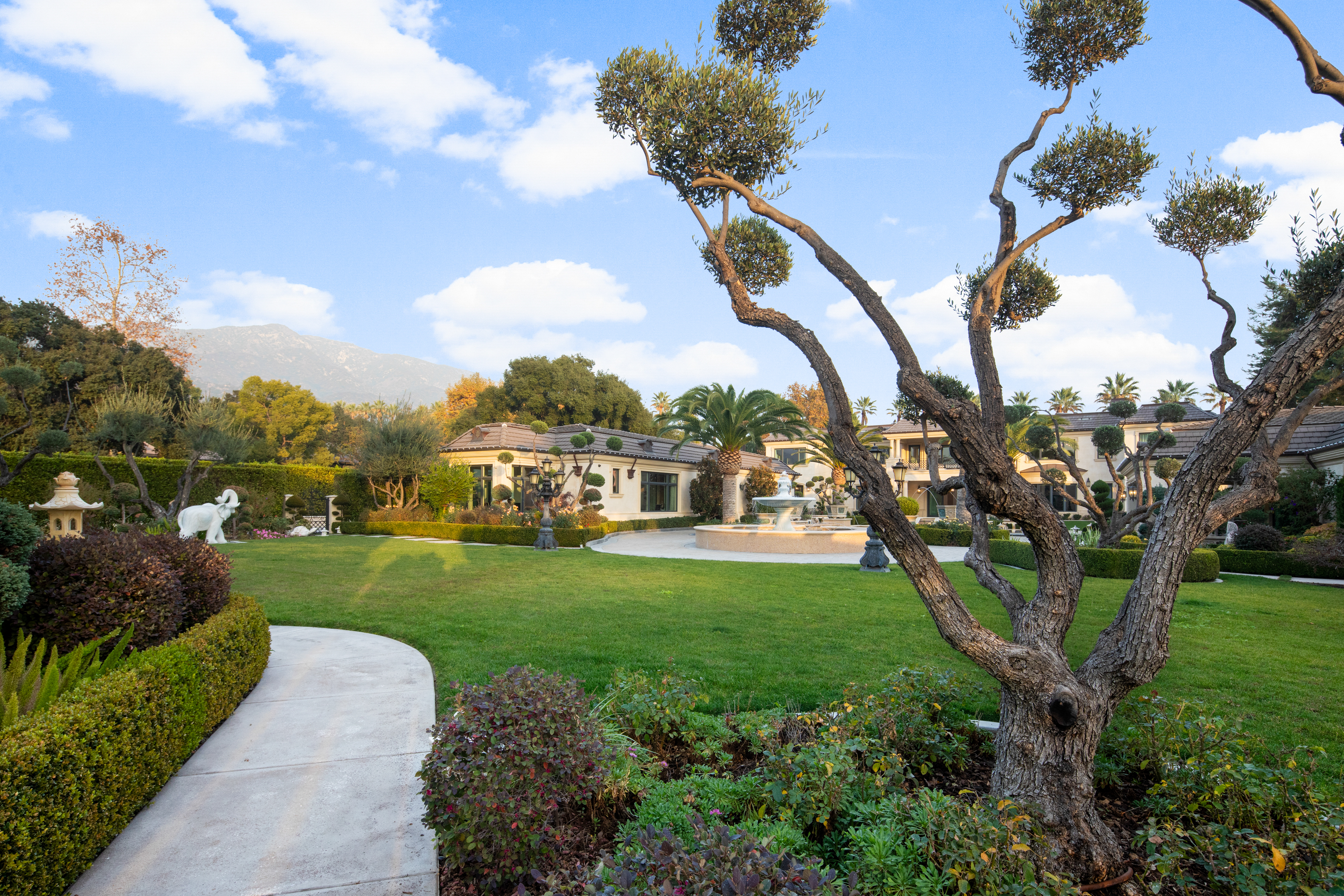 61 Palm Hill Lane, Bradbury, CA