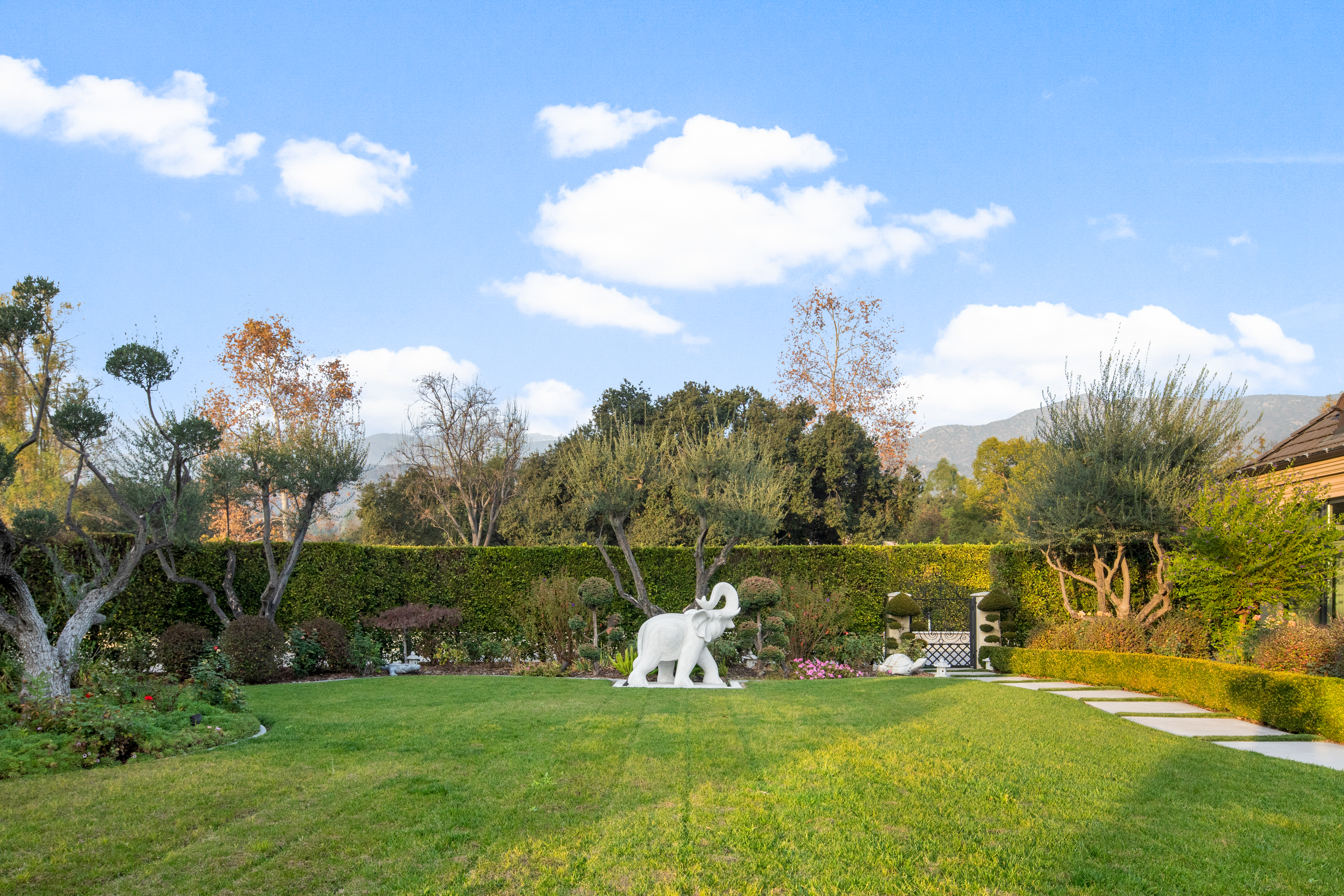 61 Palm Hill Lane, Bradbury, CA