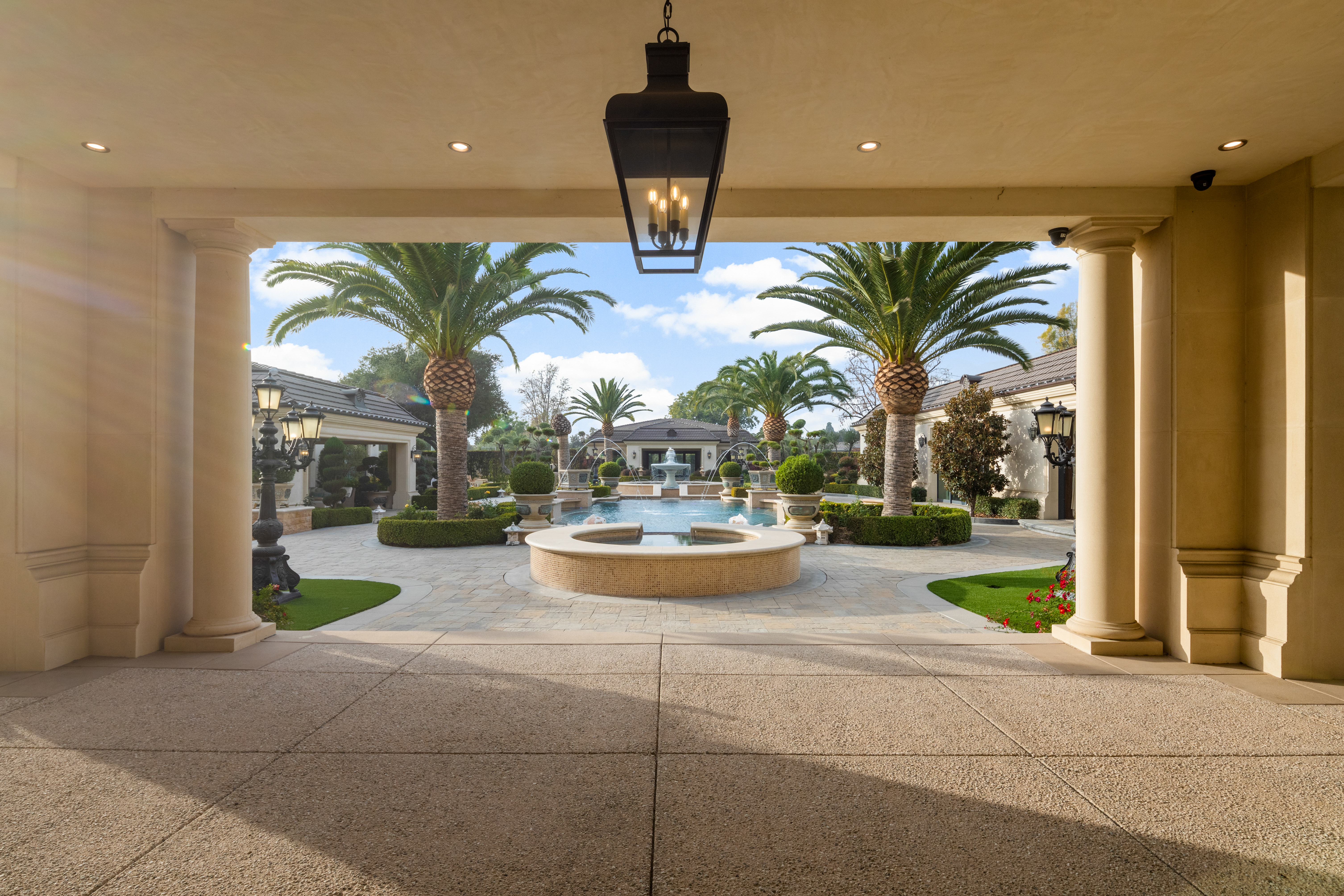 61 Palm Hill Lane, Bradbury, CA