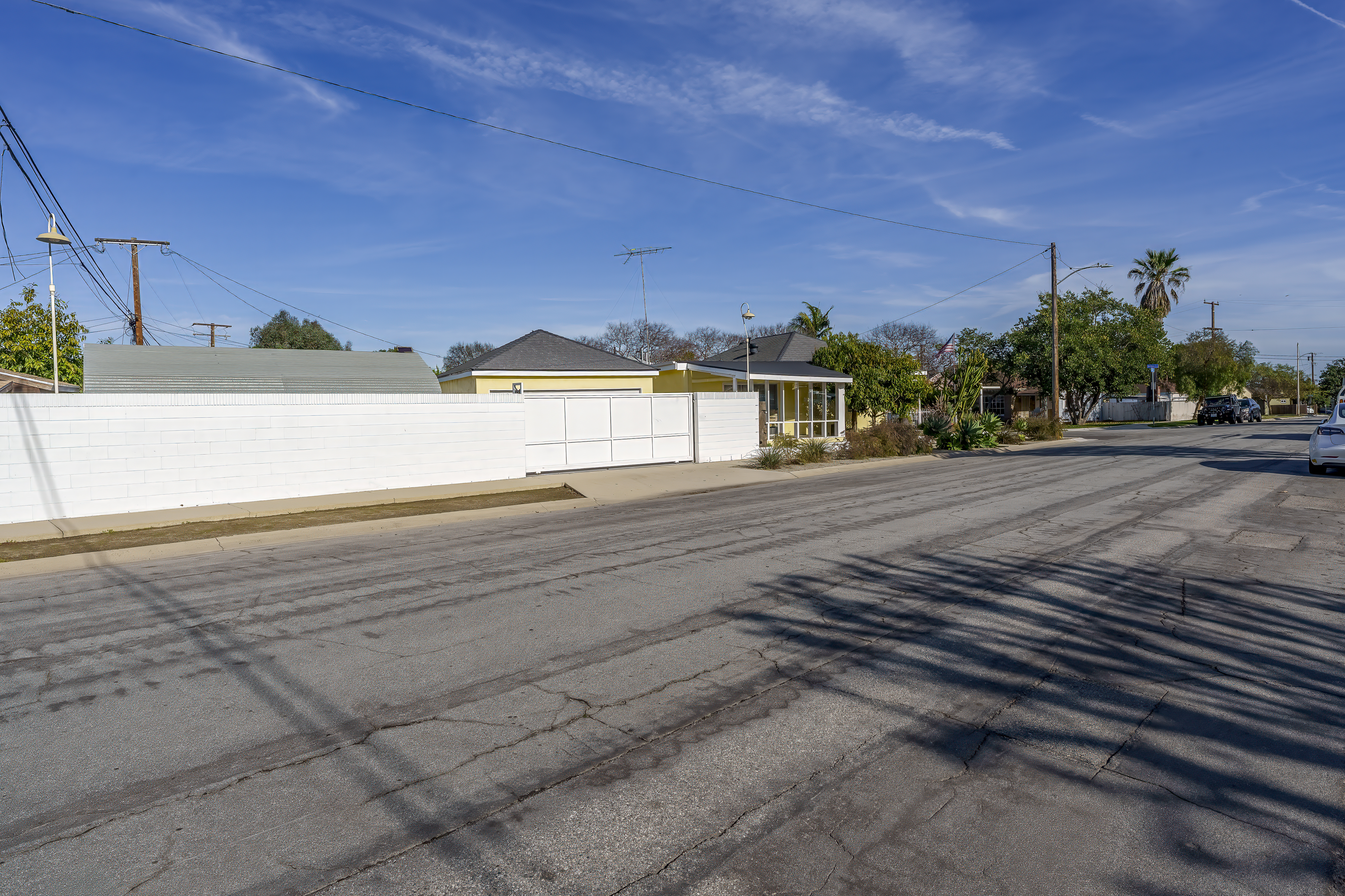 3901 East De Ora Way 