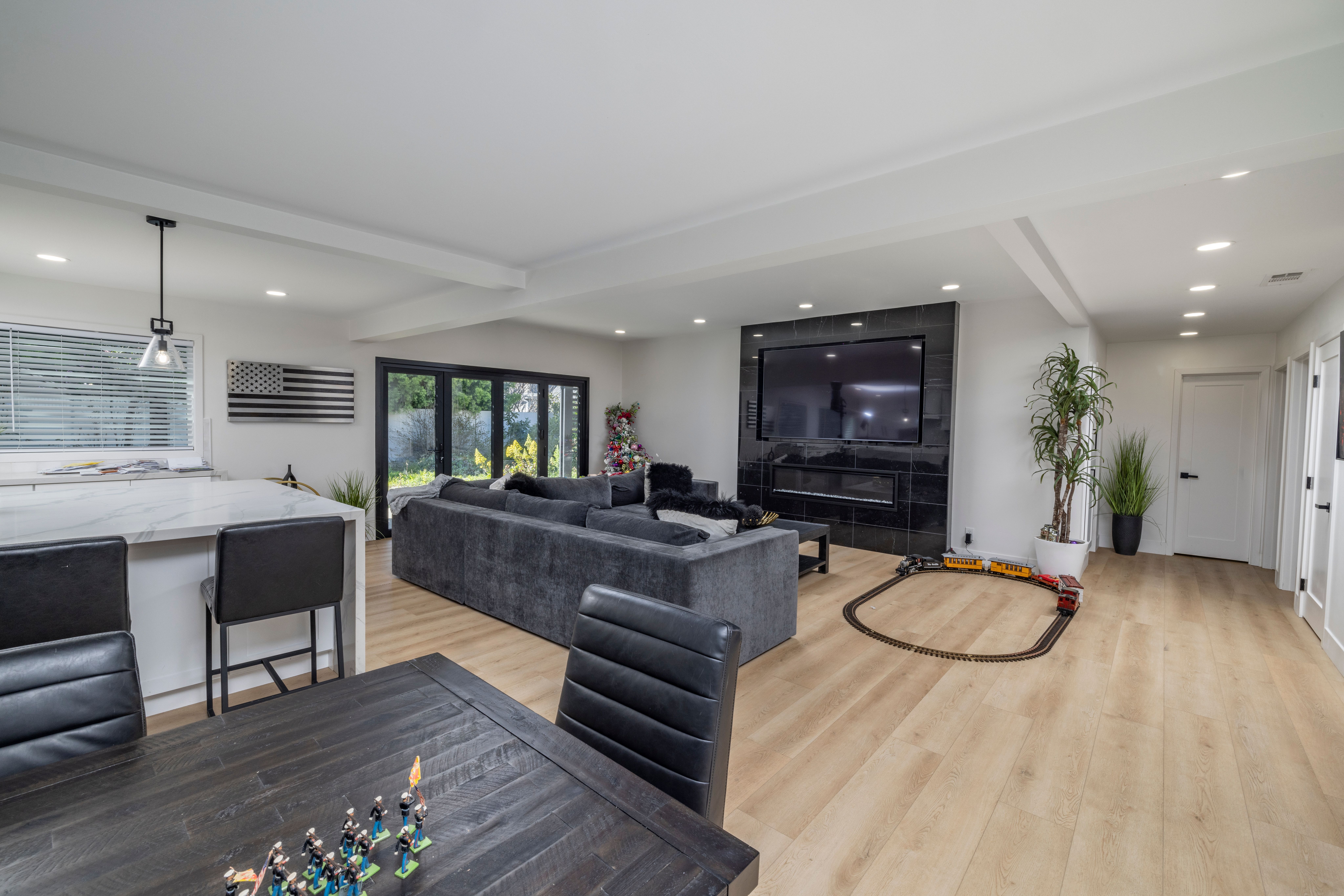 21091 Inferno Lane 