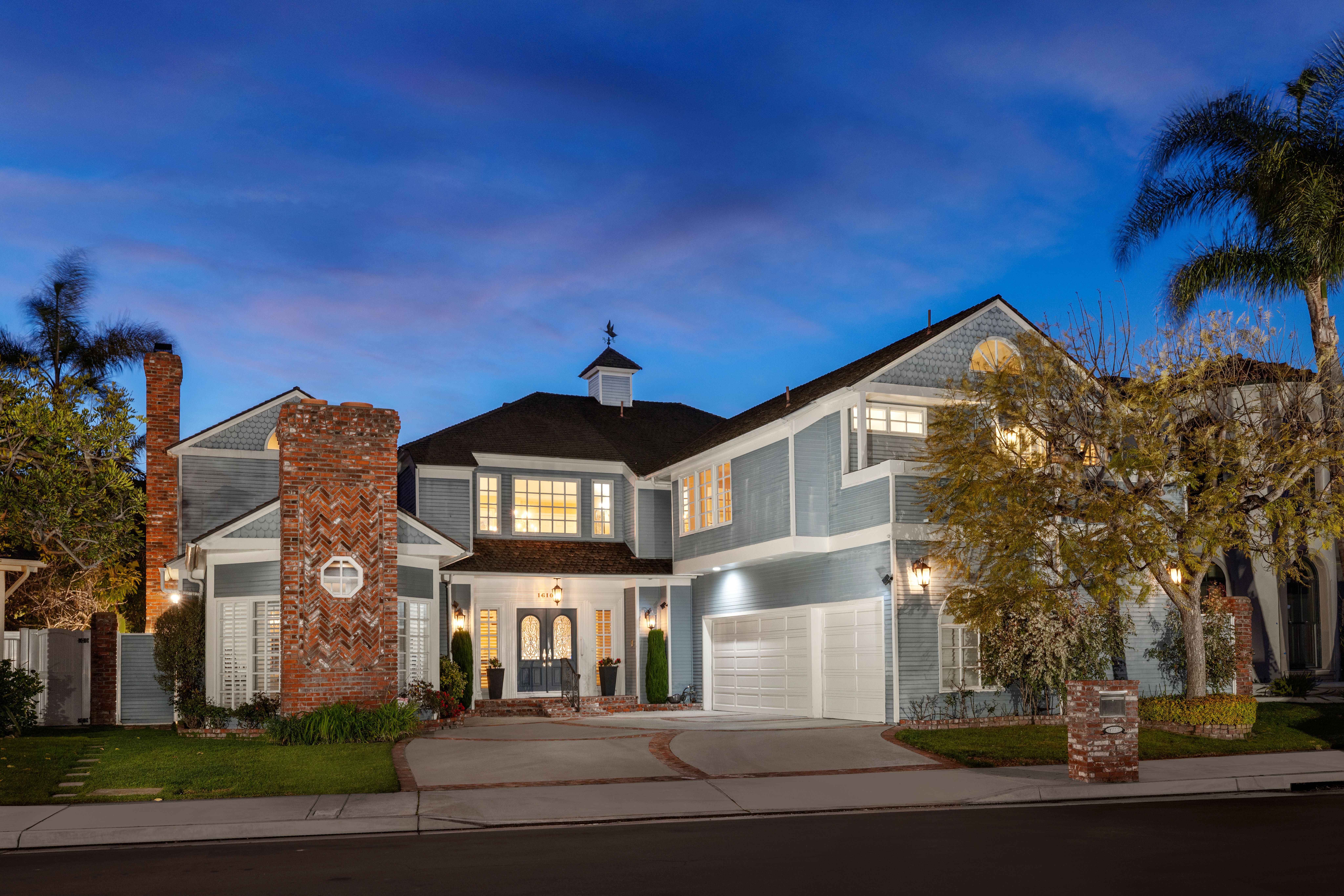 16101 Whitecap Lane 