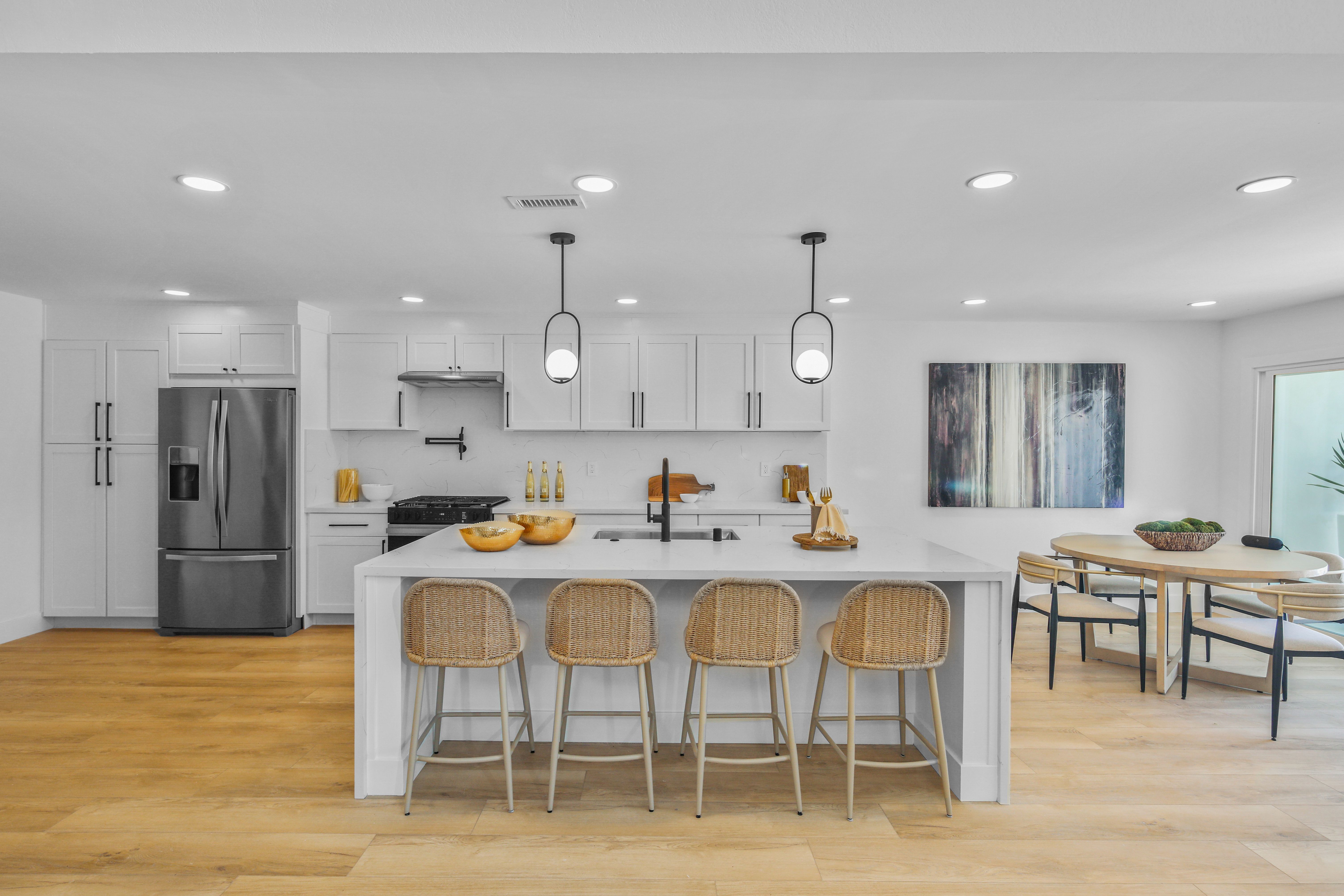 22526 Lake Forest Lane 