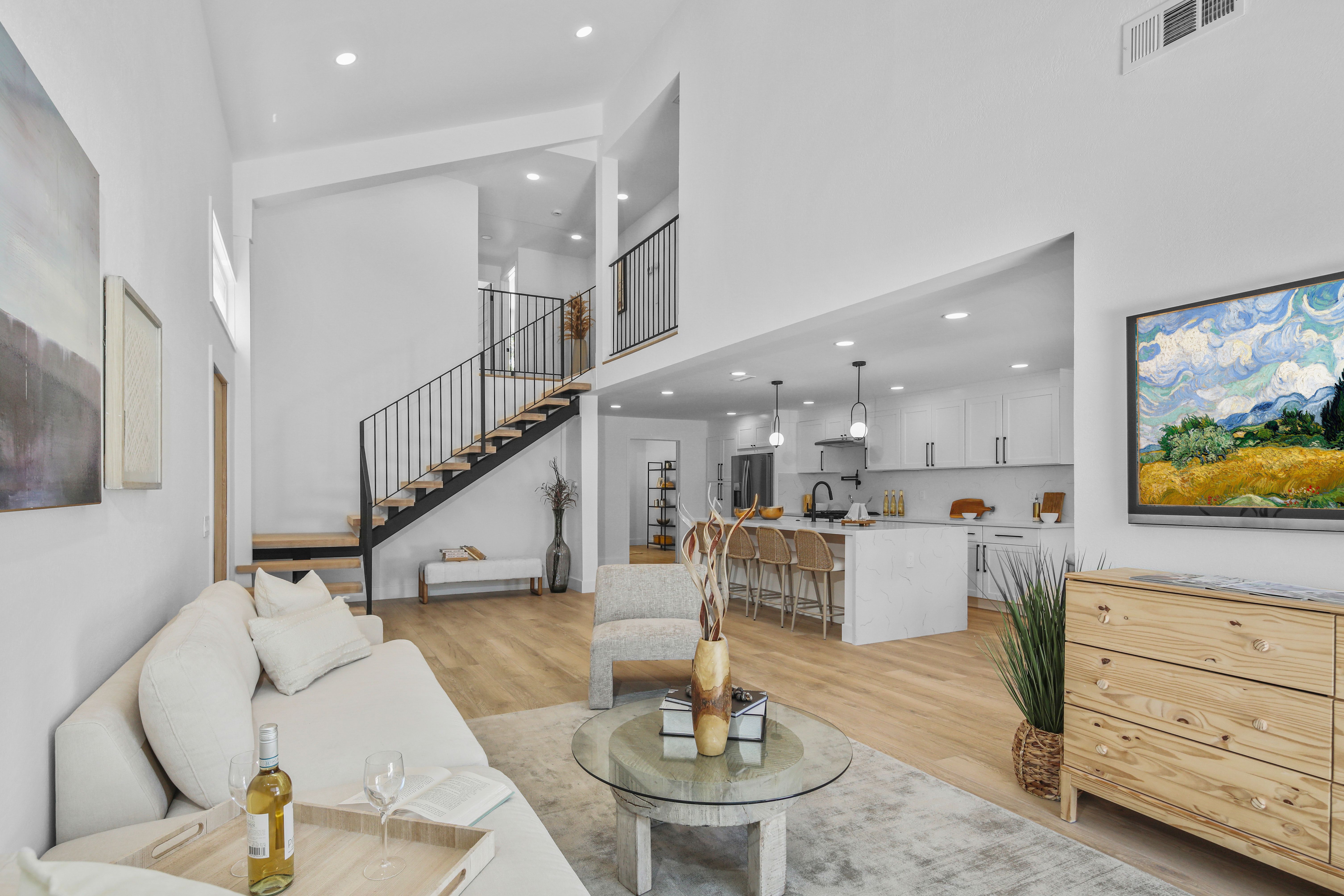 22526 Lake Forest Lane 