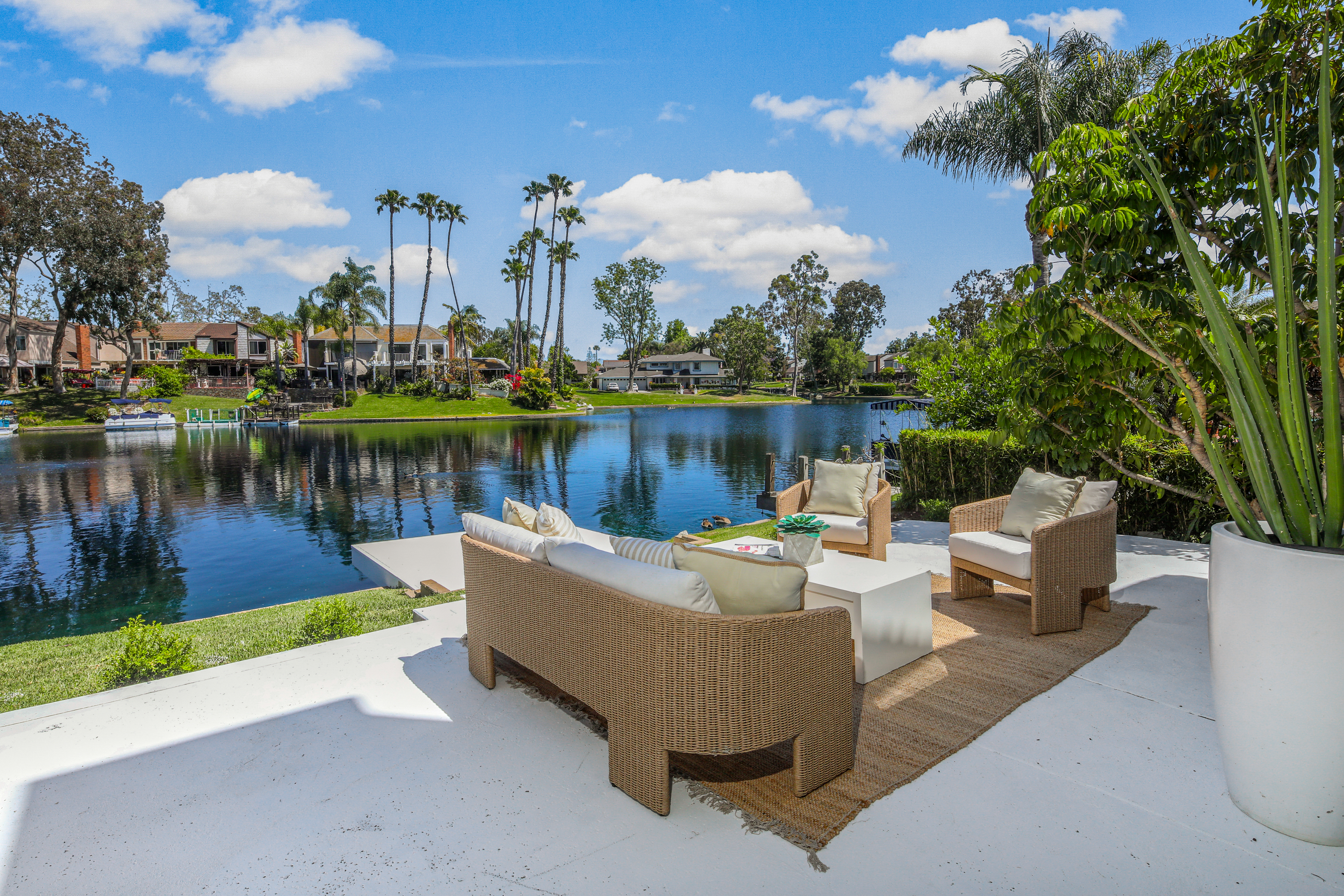 22526 Lake Forest Lane 