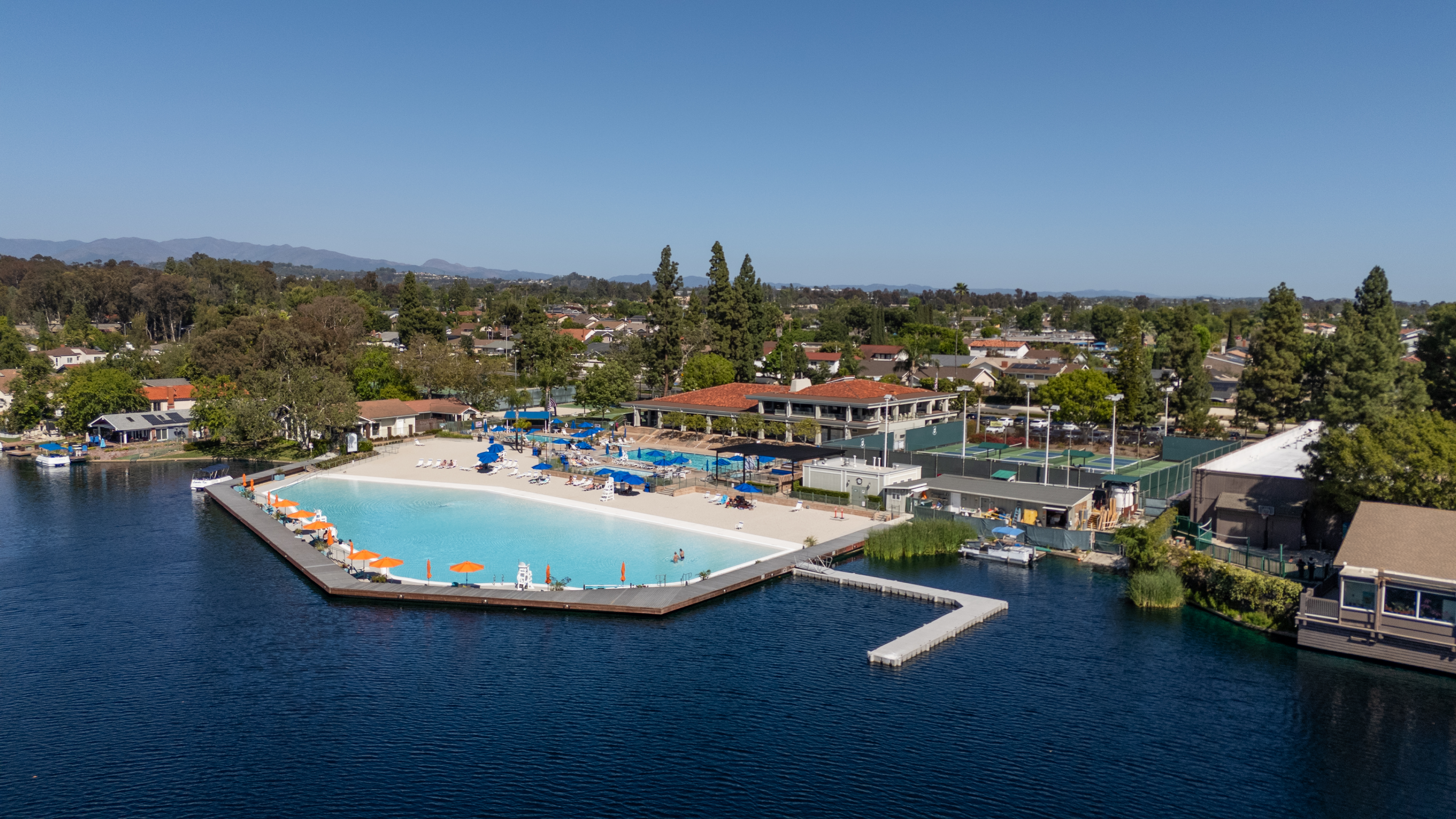 22526 Lake Forest Lane 