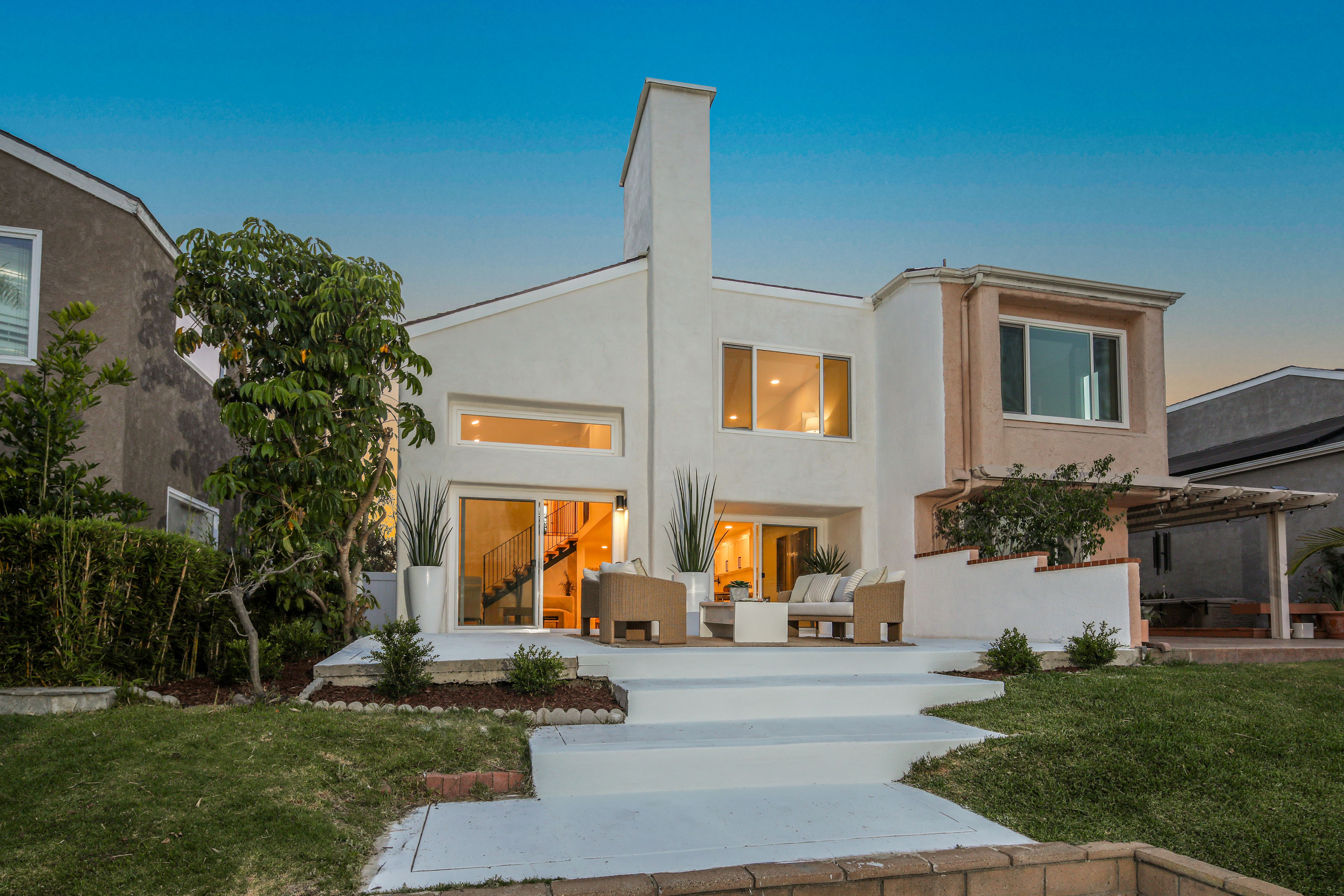 22526 Lake Forest Lane 