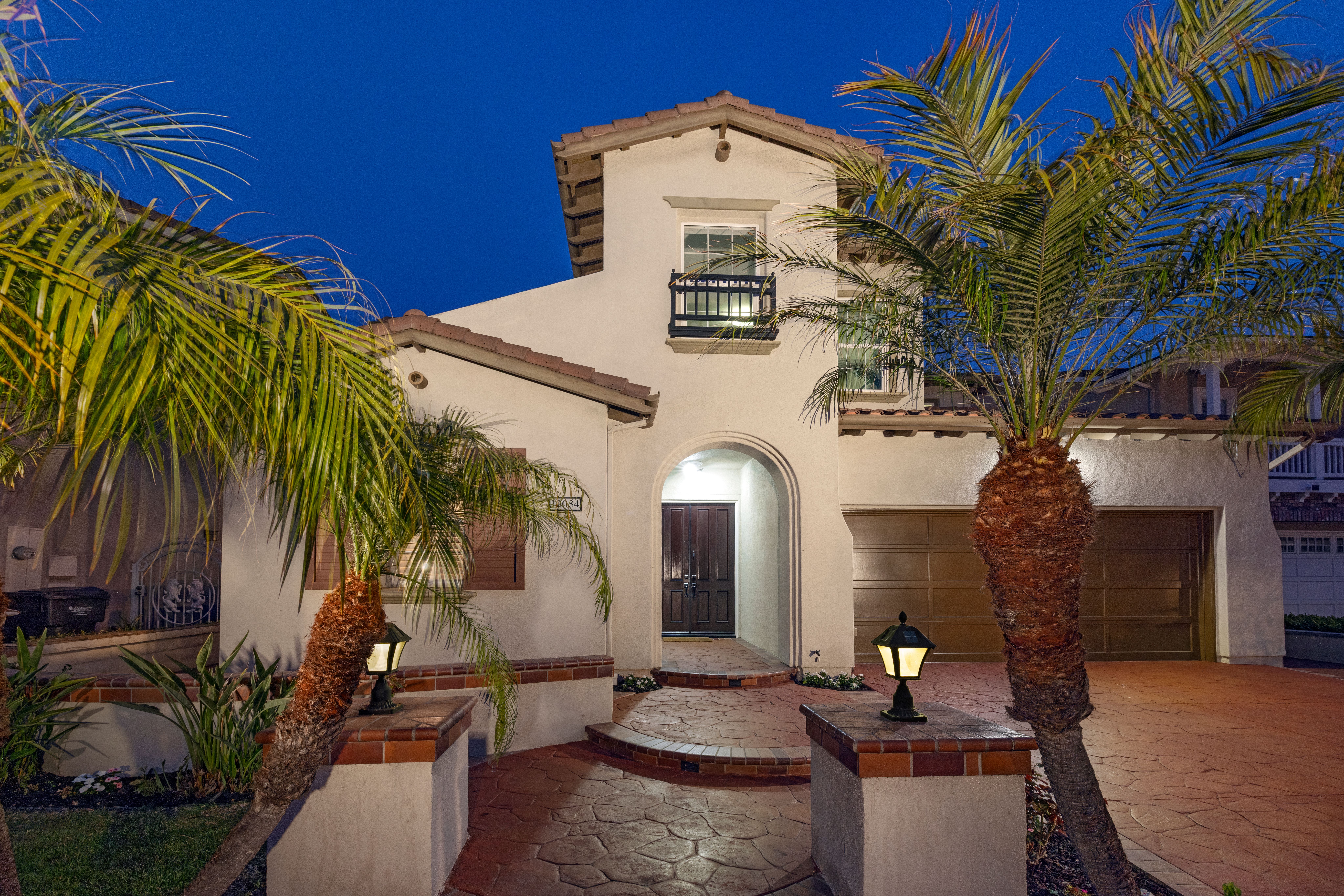 19084 Redford Lane 