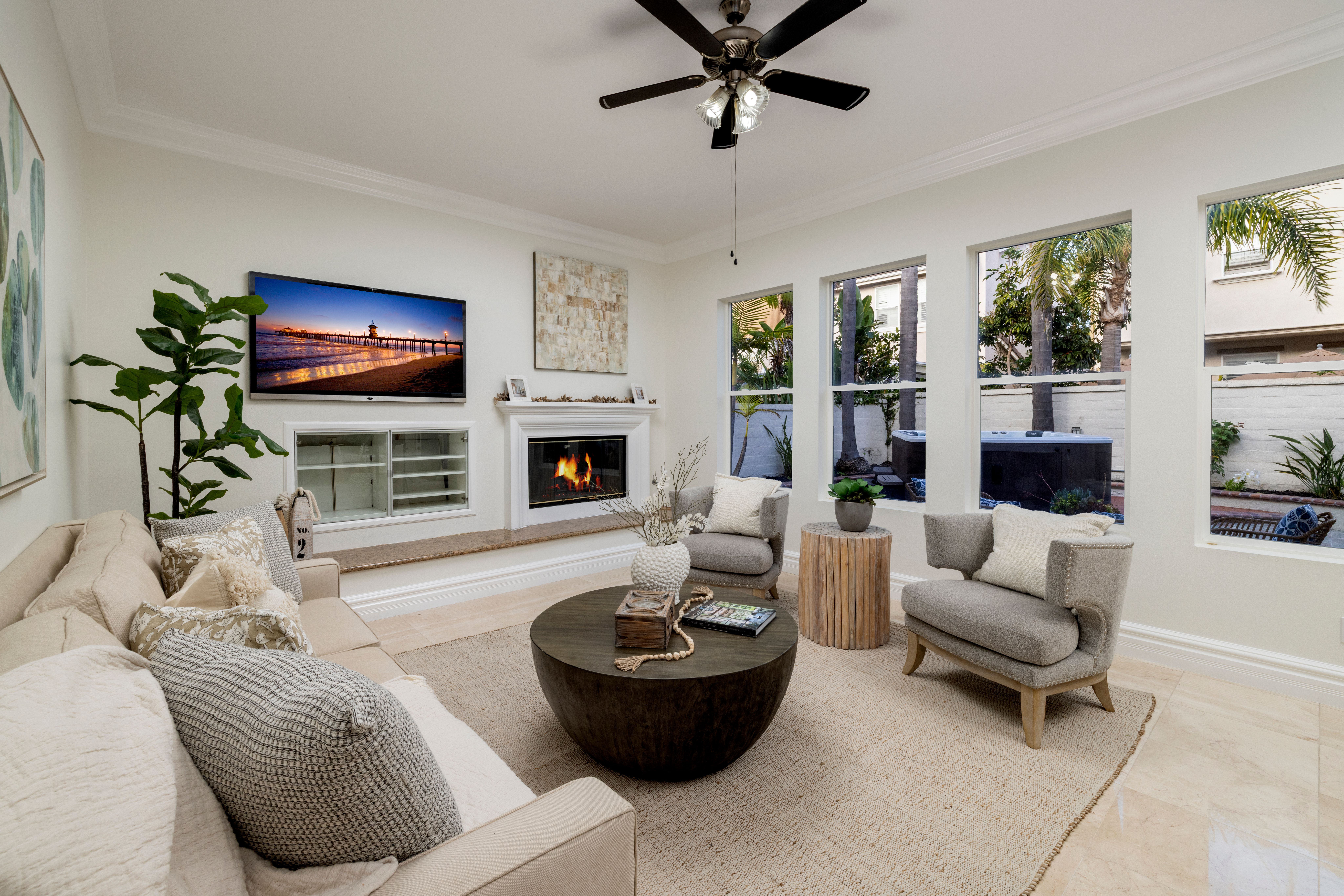 19084 Redford Lane 