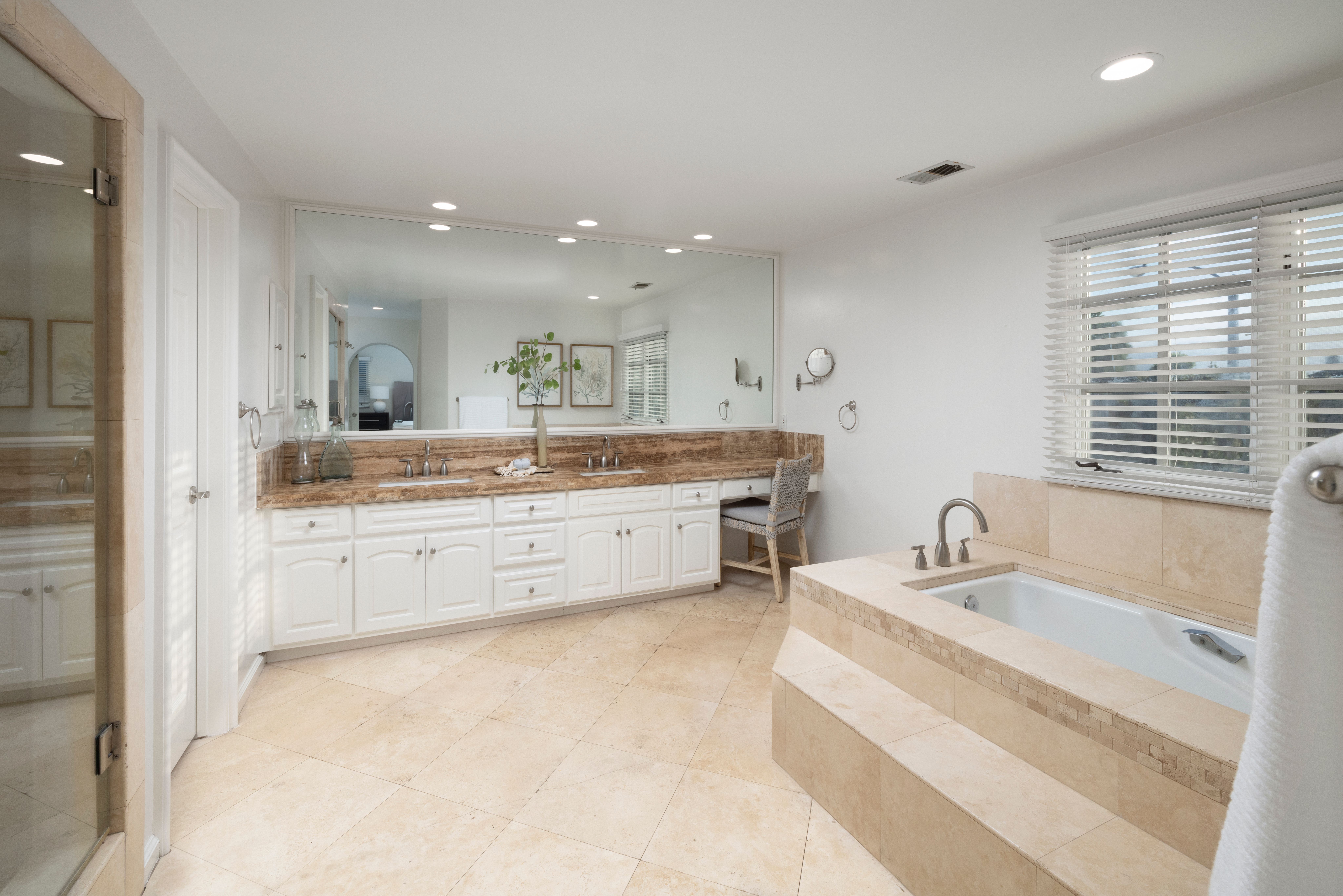 4196 Shorebreak Drive 
