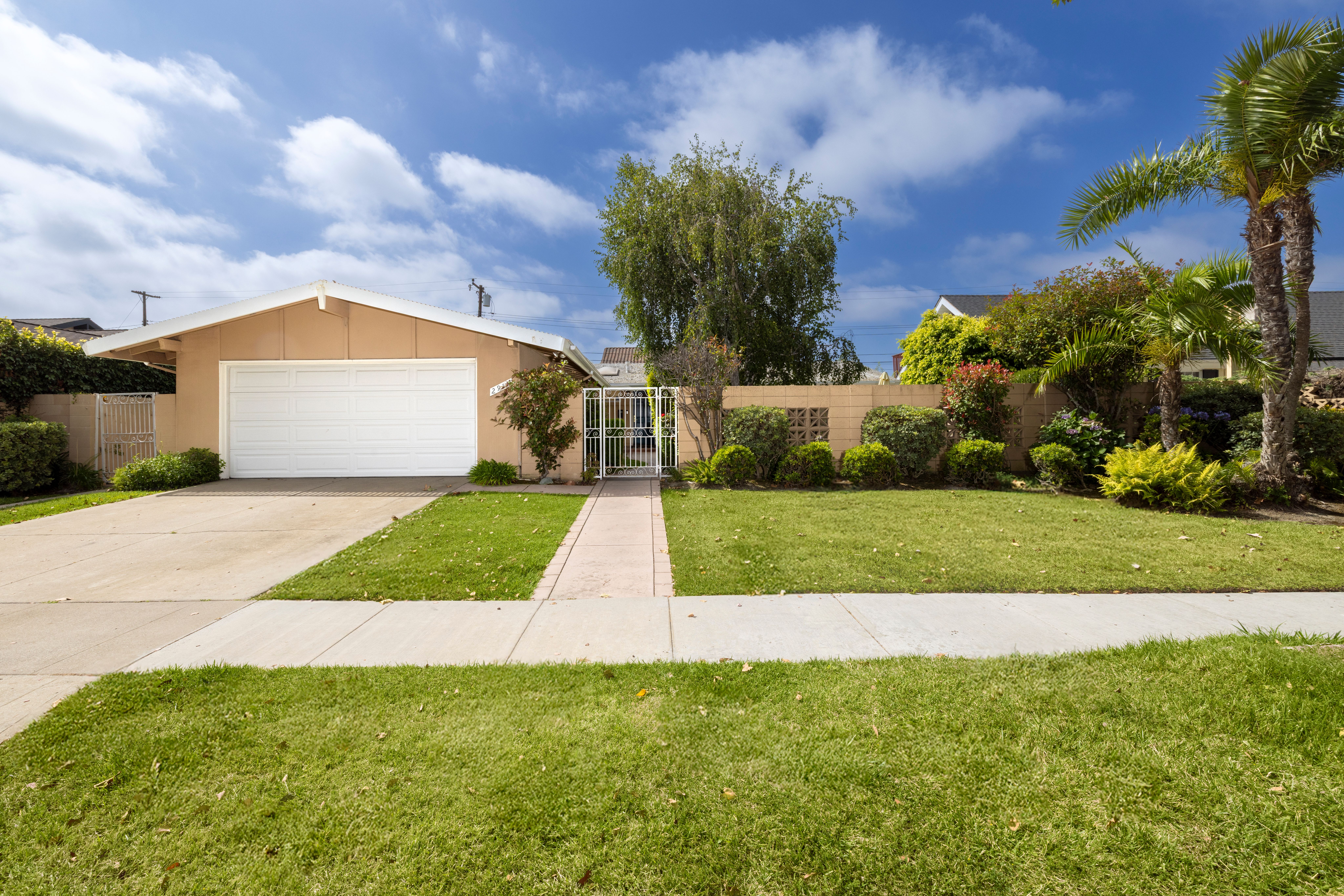 2911 Walker Lee Drive 