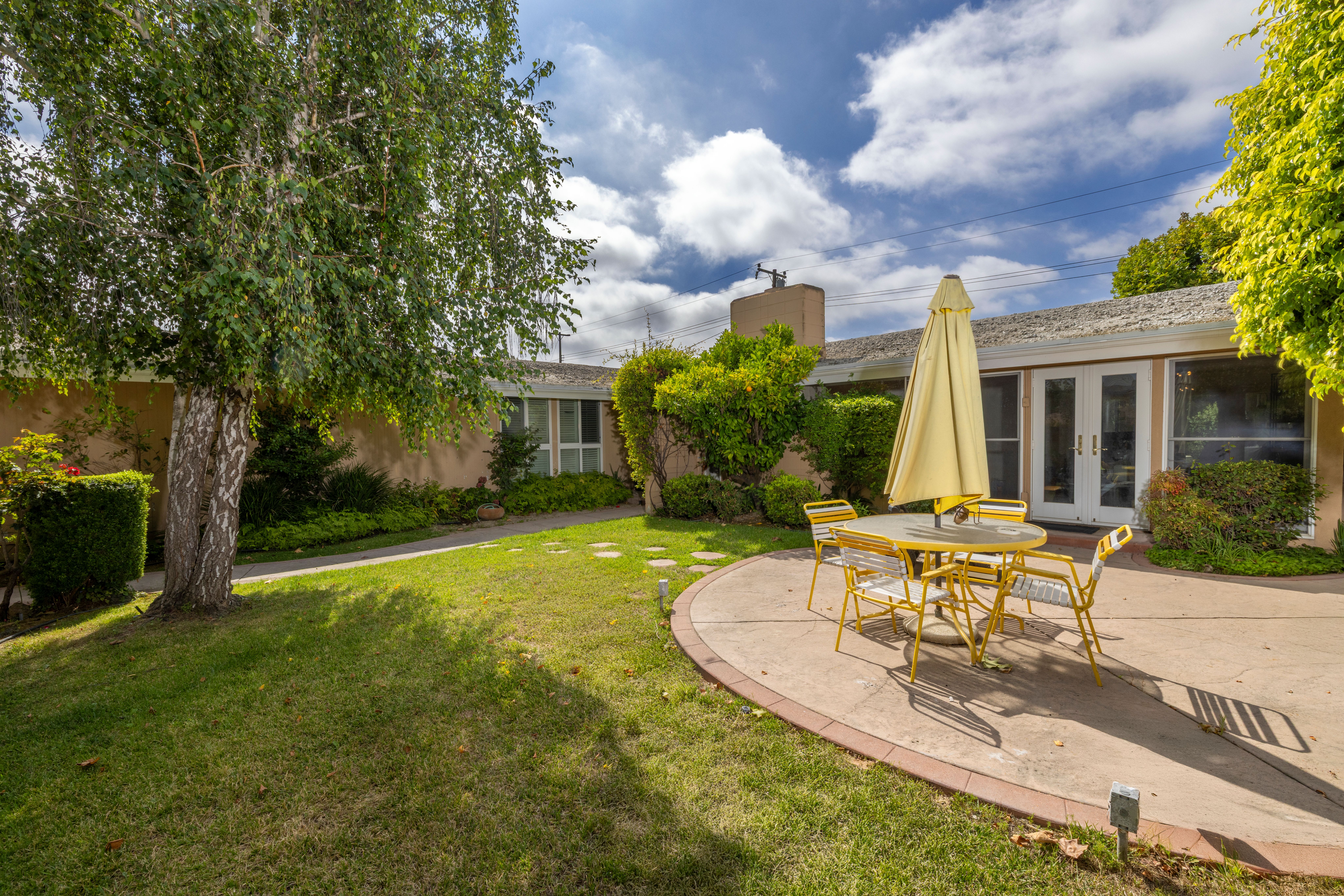 2911 Walker Lee Drive 