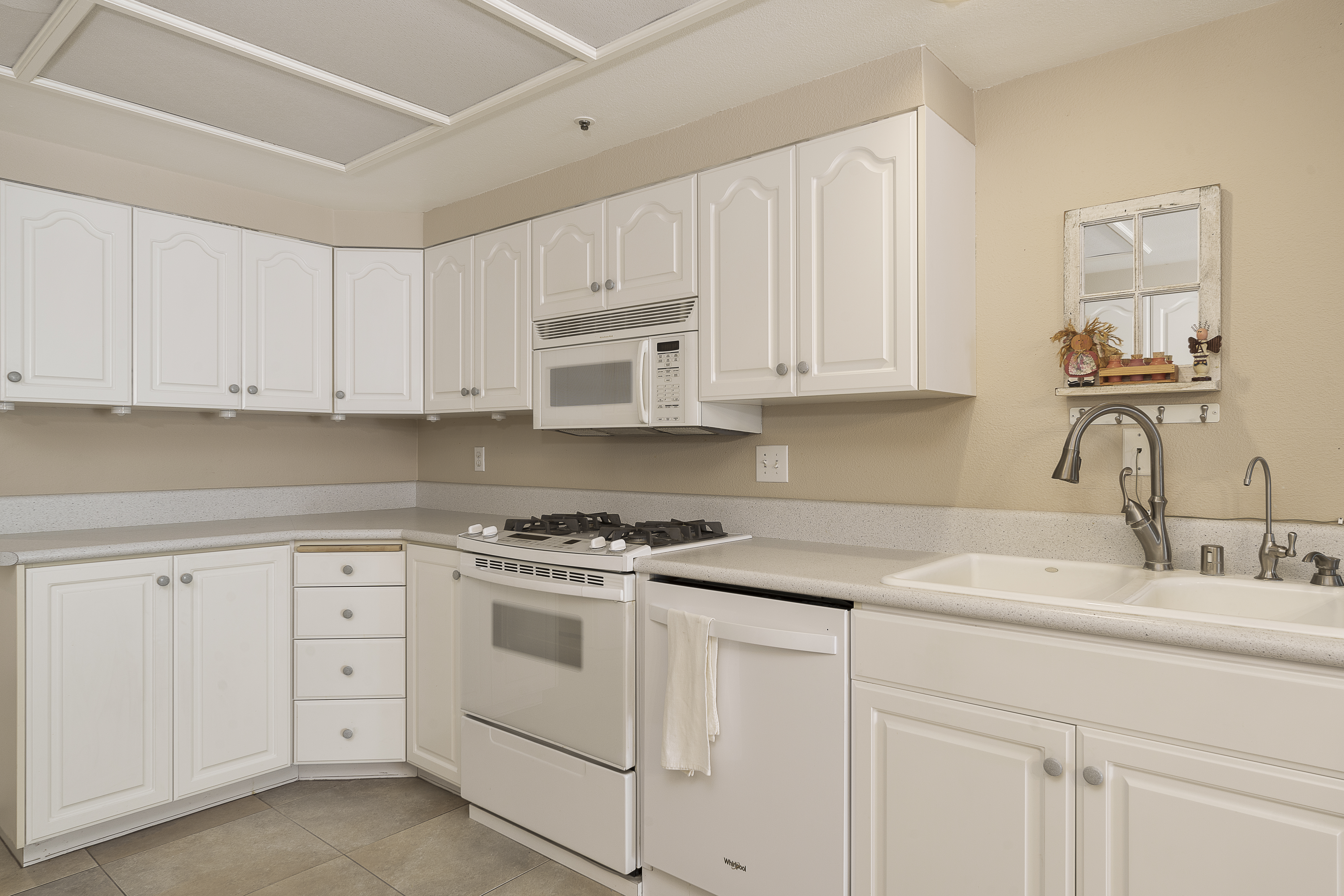 8866 Grandville Circle 