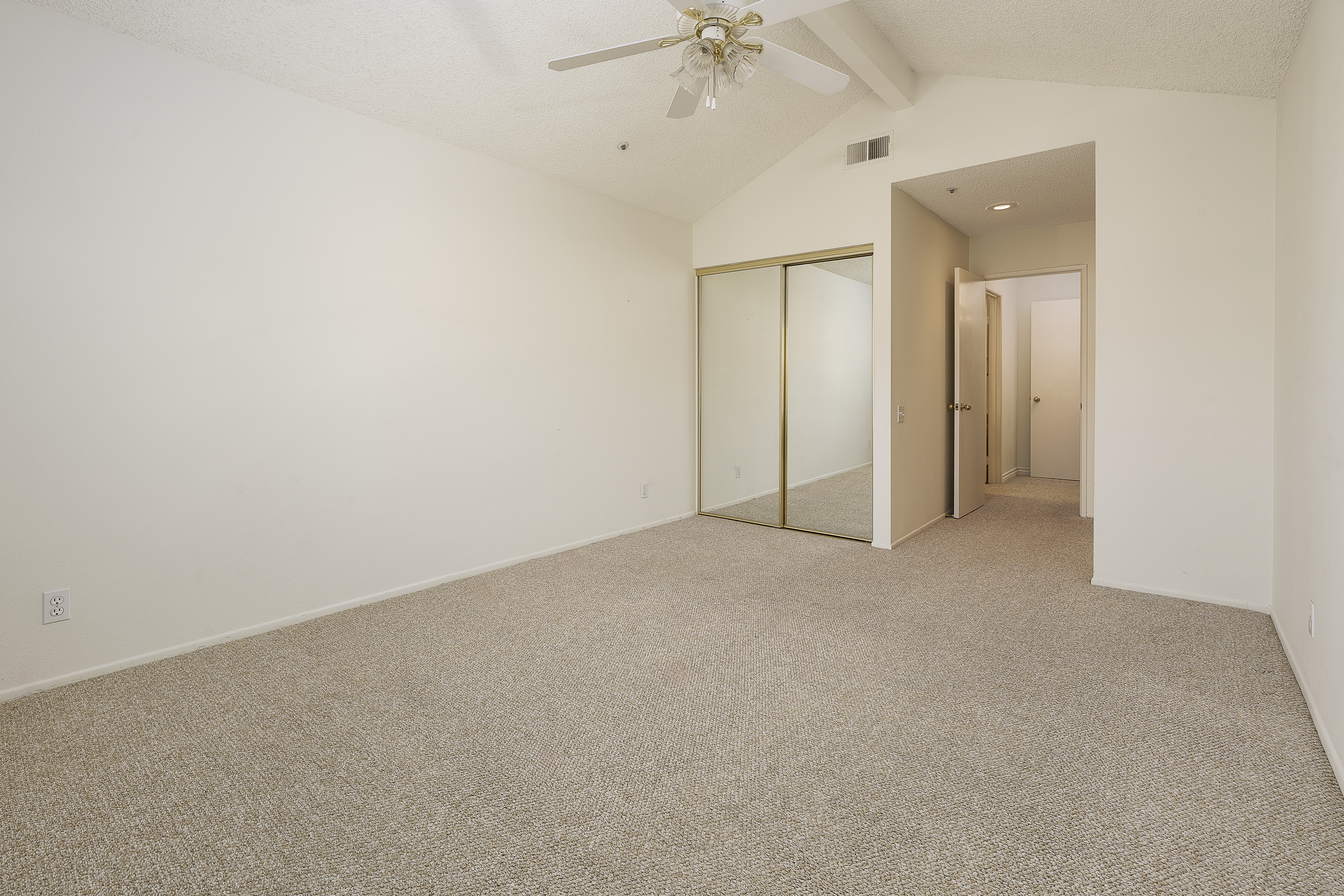8866 Grandville Circle 