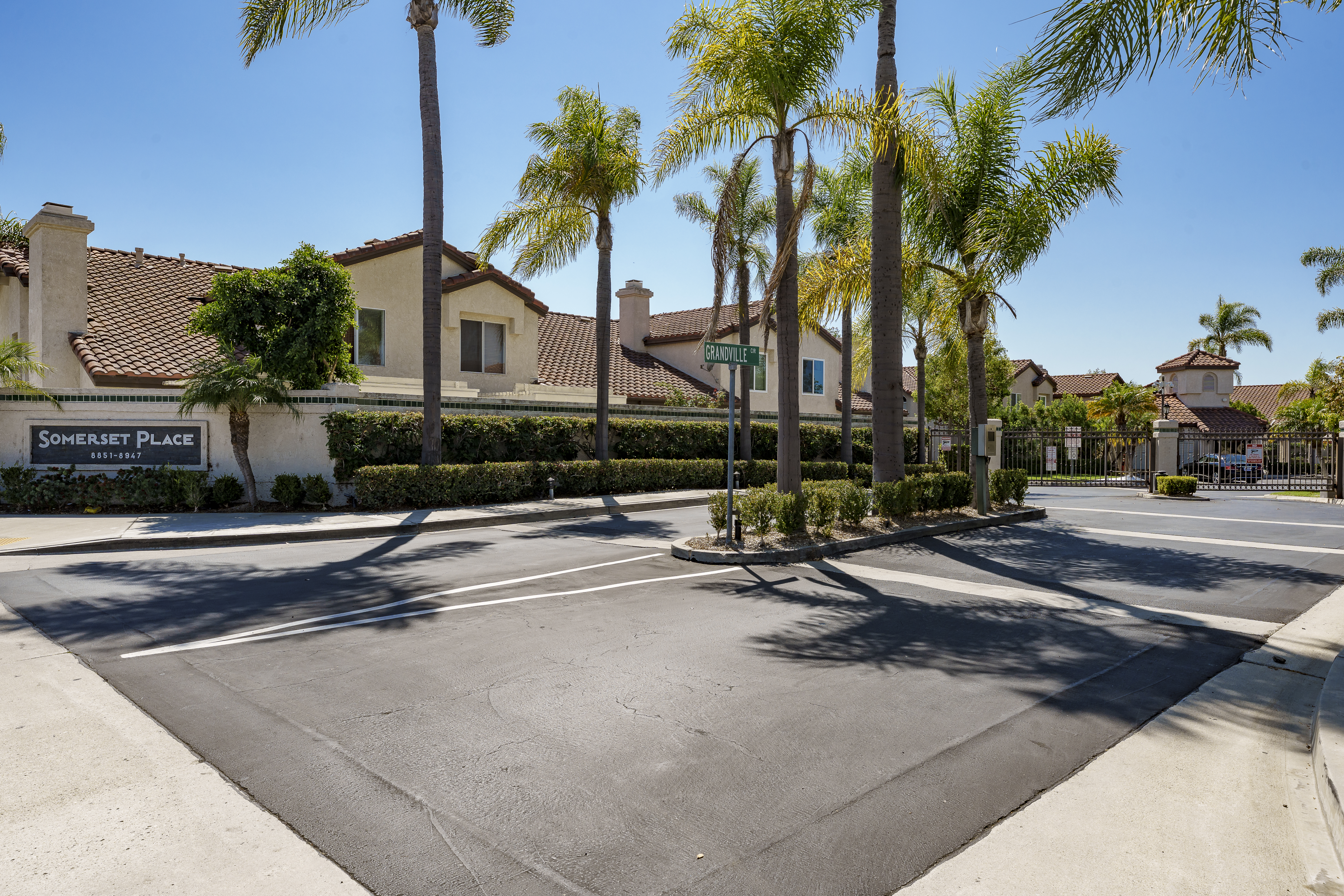 8866 Grandville Circle 