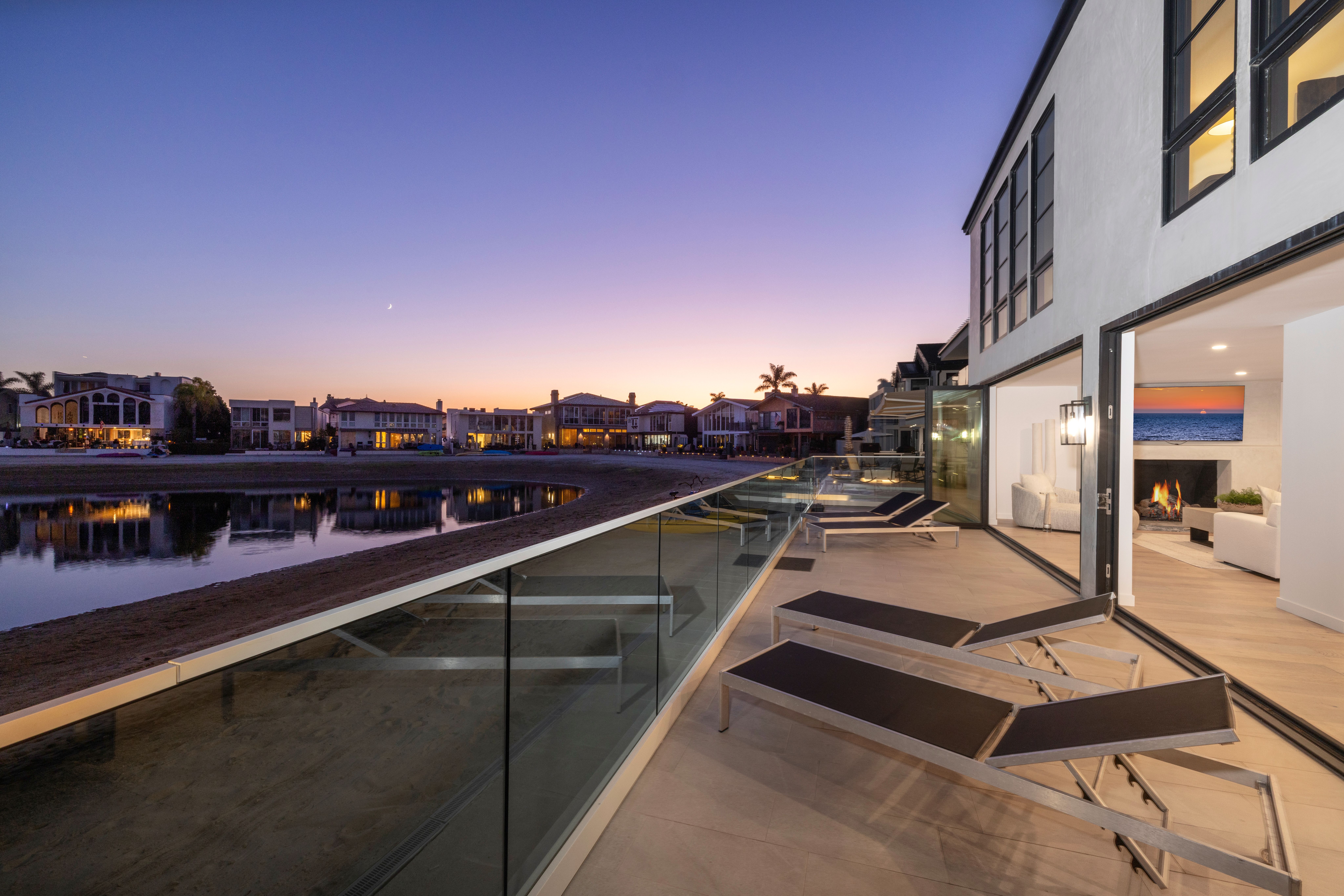4072 Humboldt Drive 