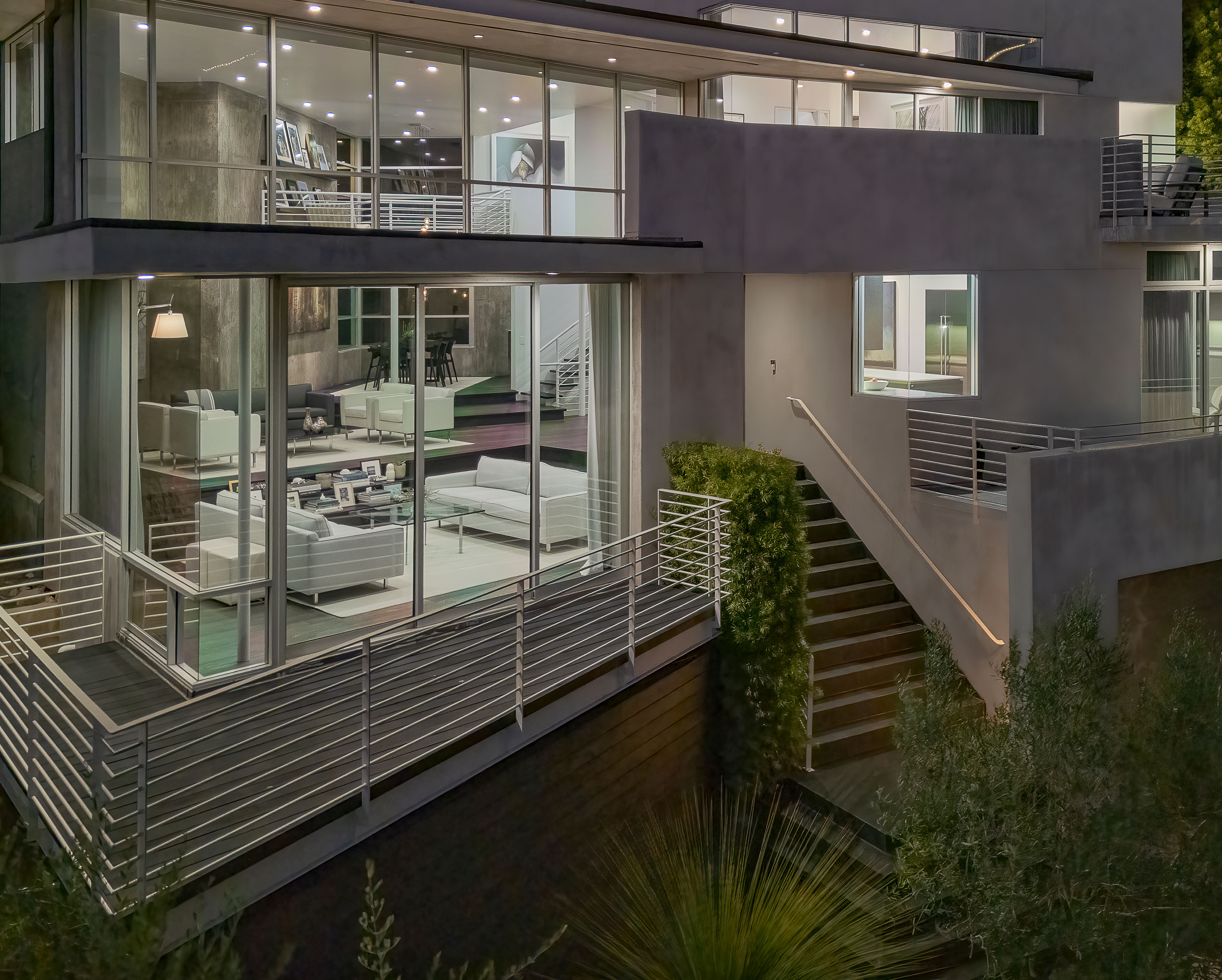 704 Nyes Place 