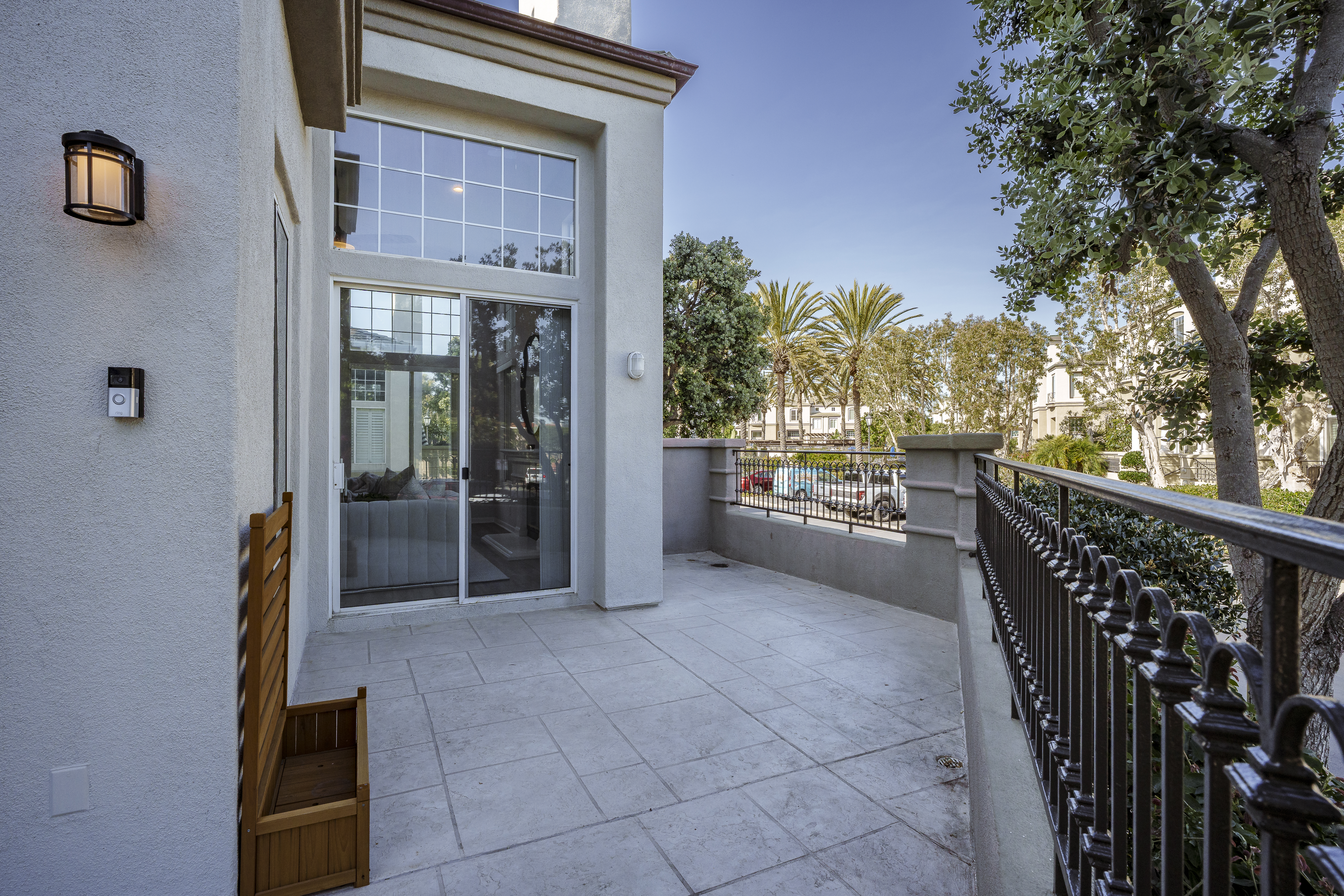 6242 Surfboard Circle 