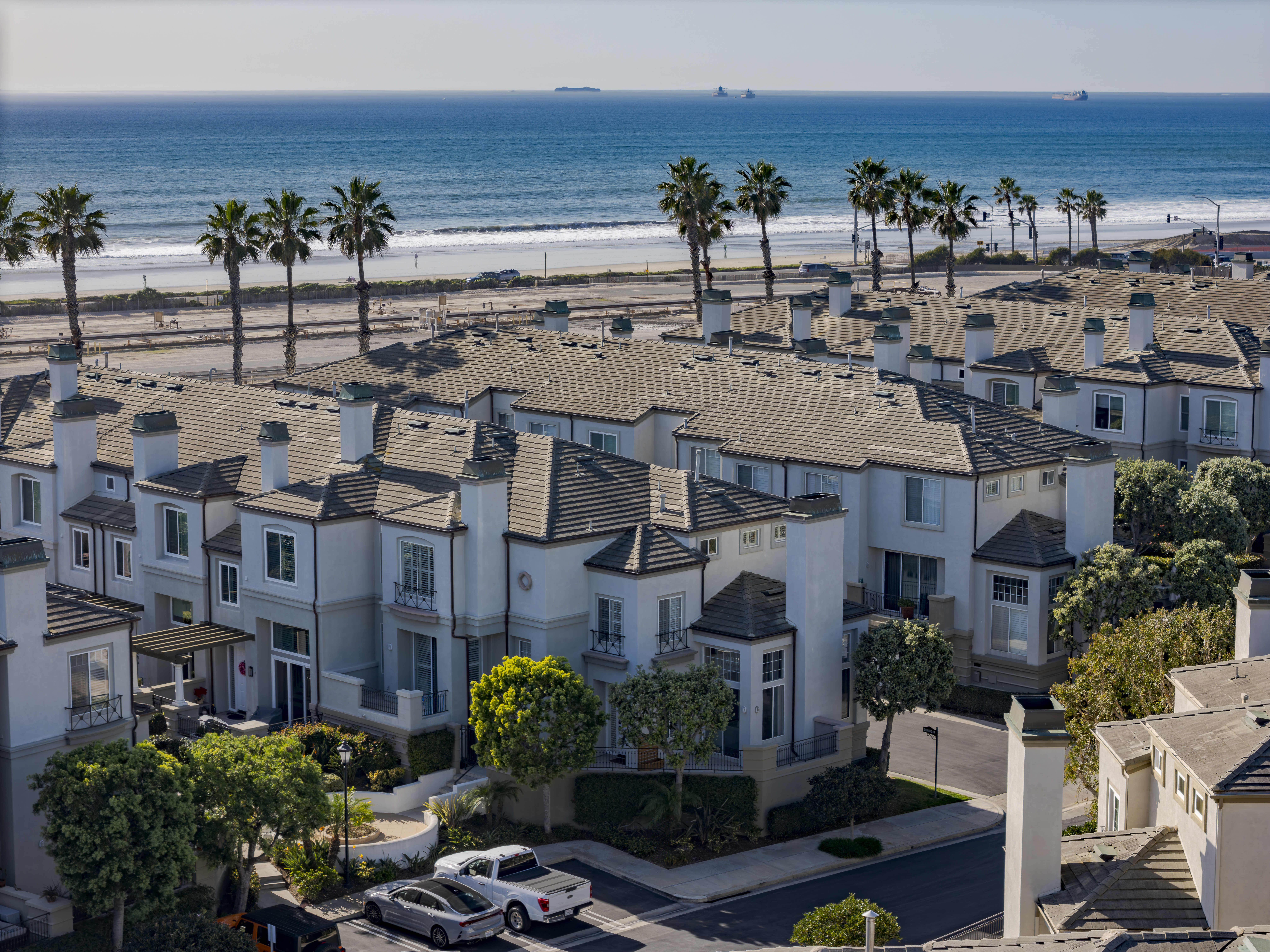 6242 Surfboard Circle 