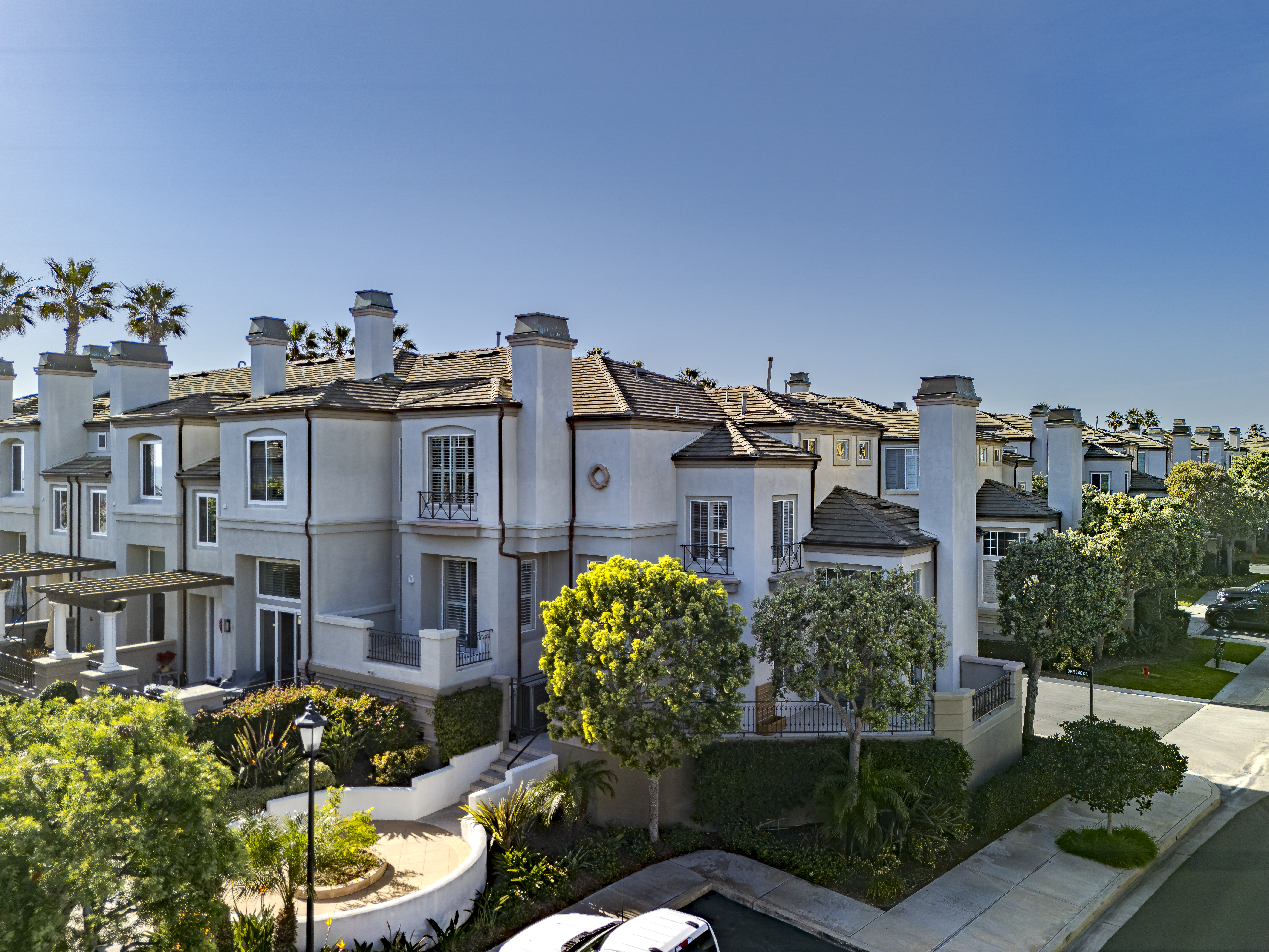 6242 Surfboard Circle 