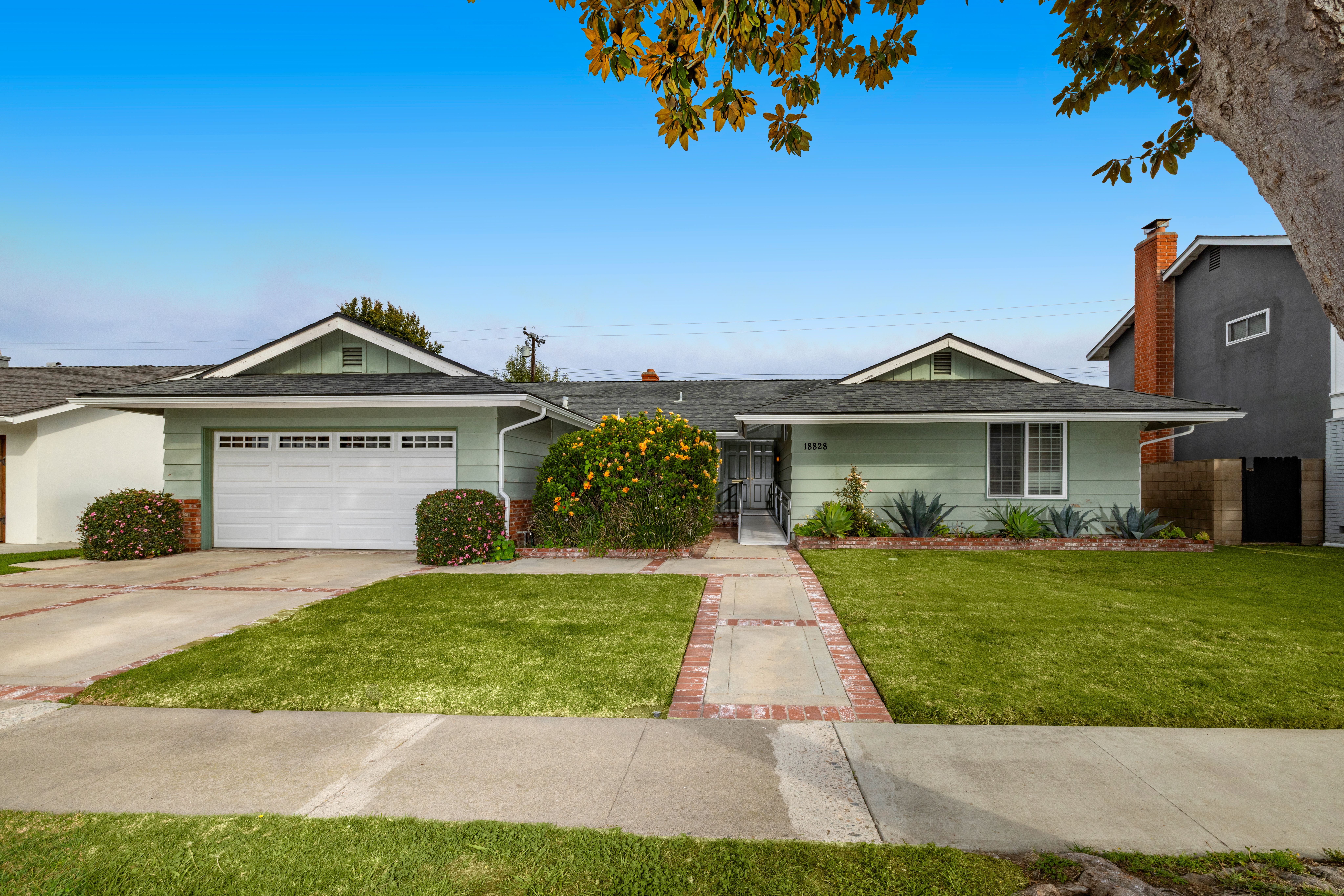18828 Santa Mariana Street 