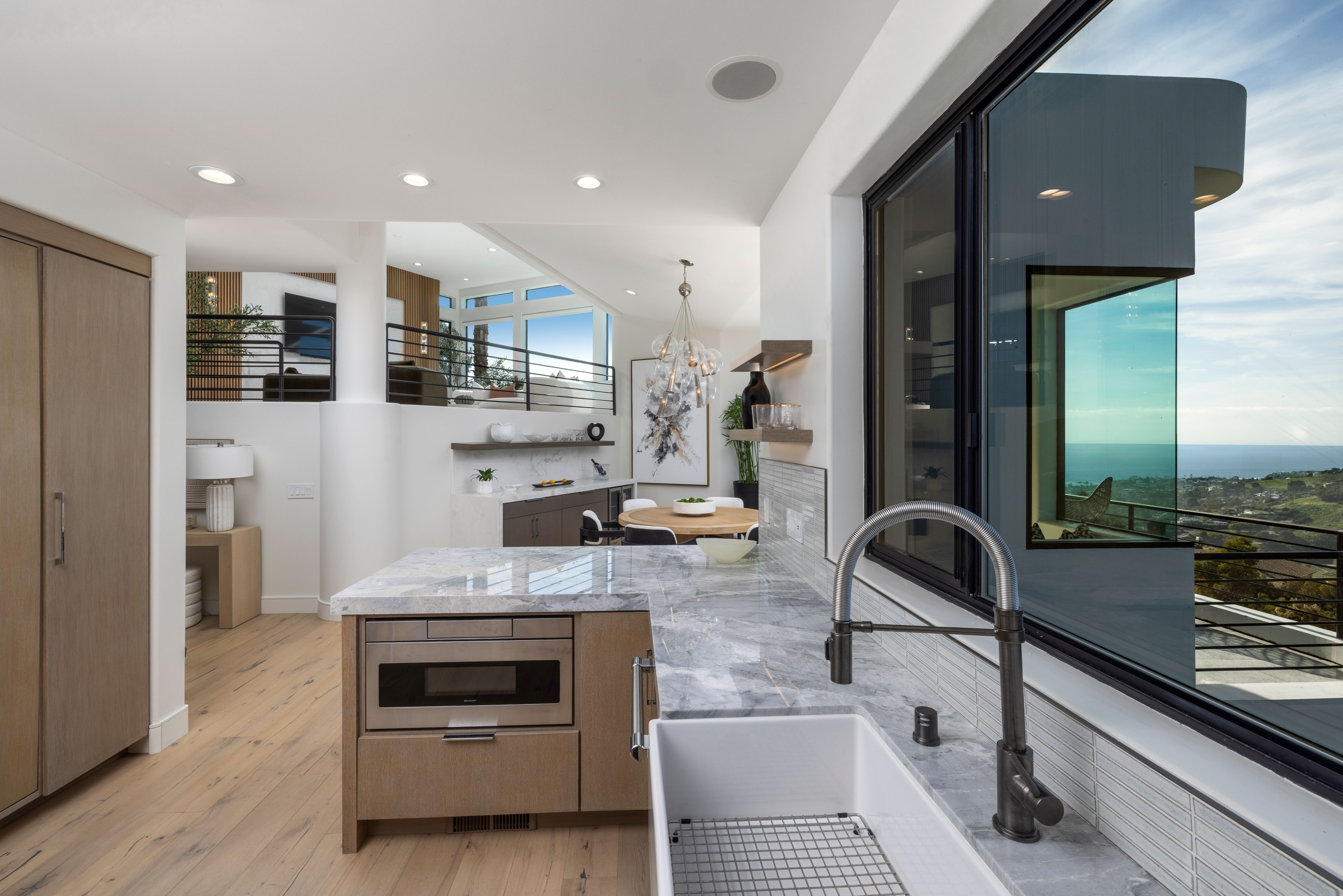 1425 Skyline Drive 