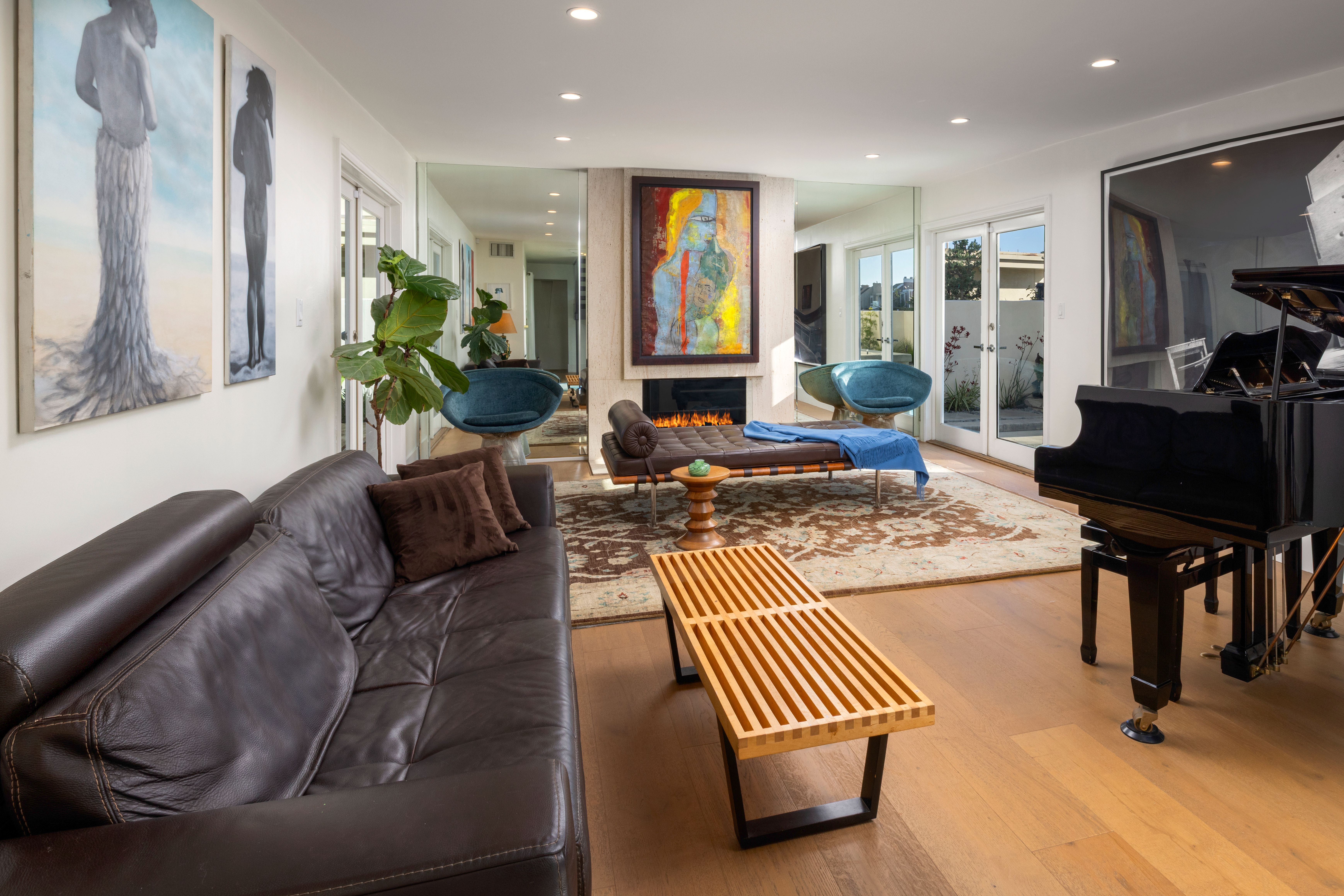 3242 Falkland Circle 