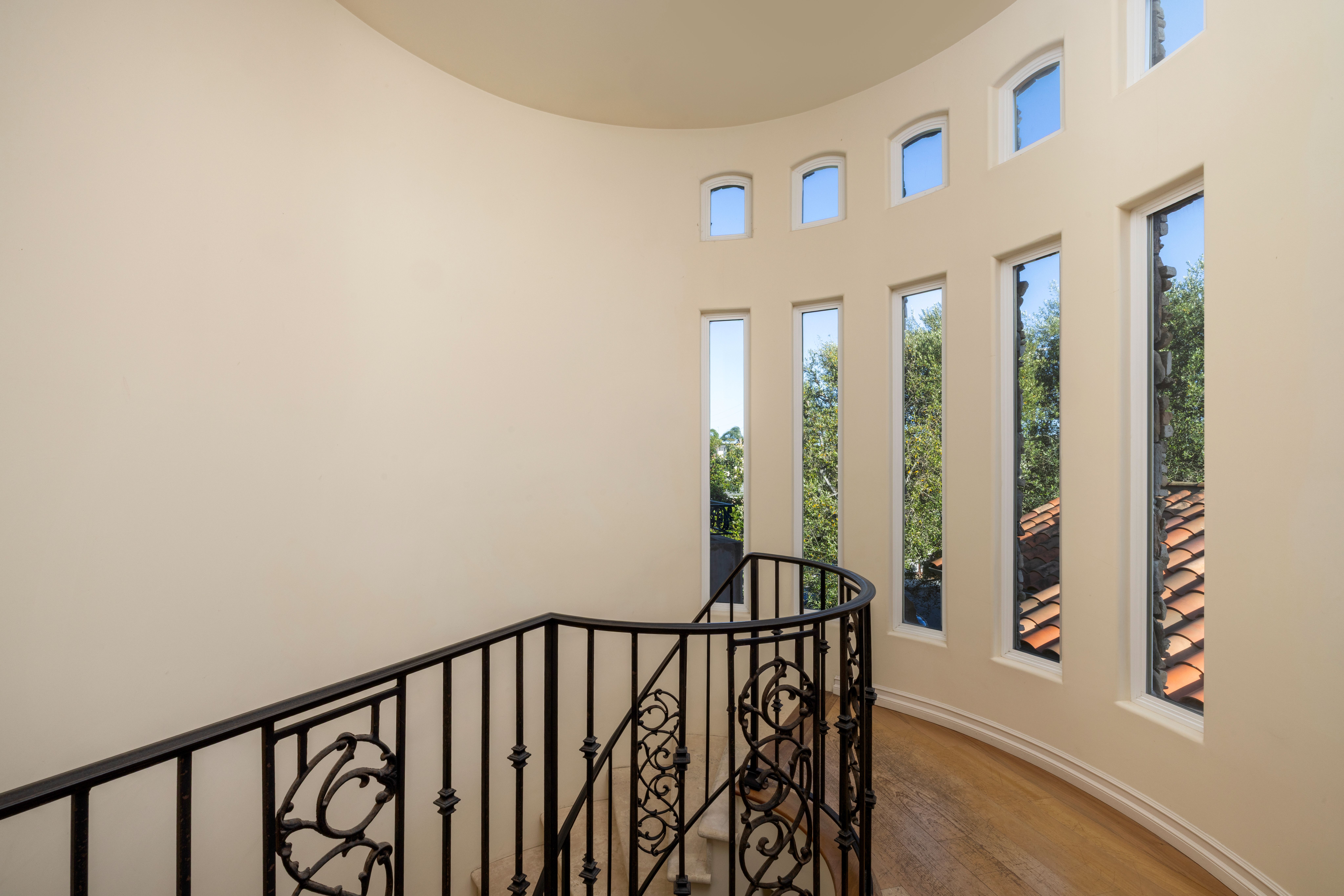19 Geneva Walk 