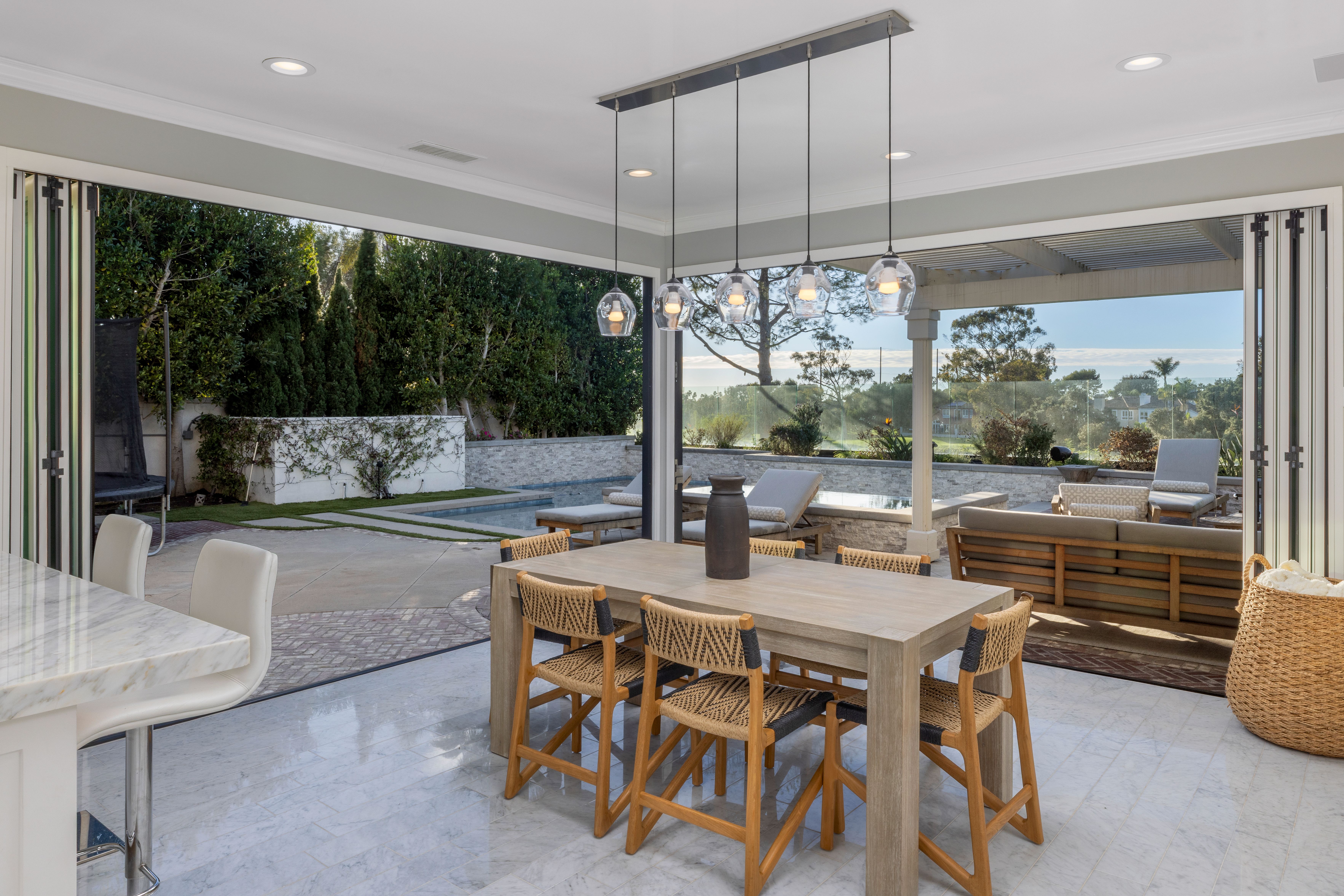 19531 Peninsula Lane 