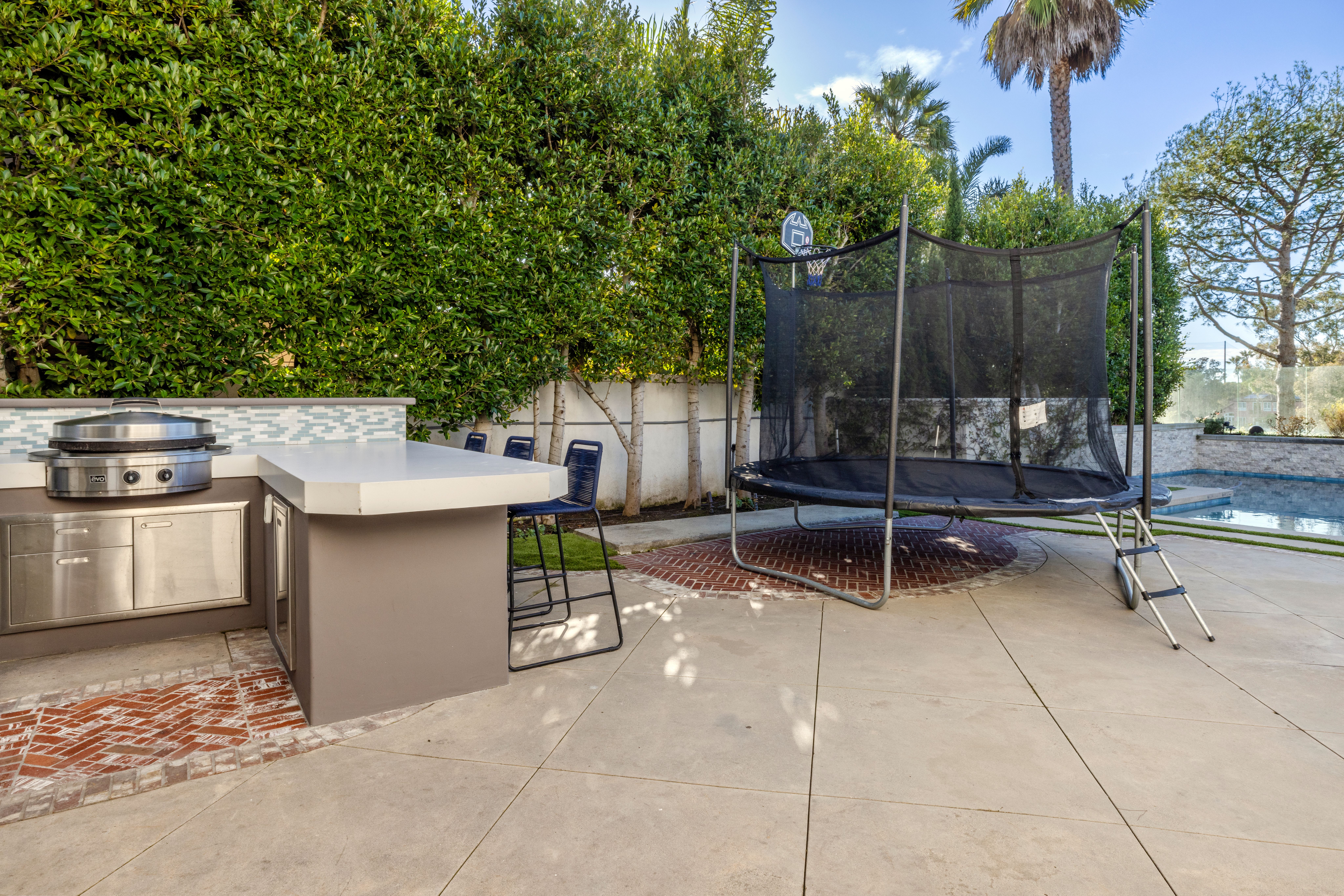 19531 Peninsula Lane 