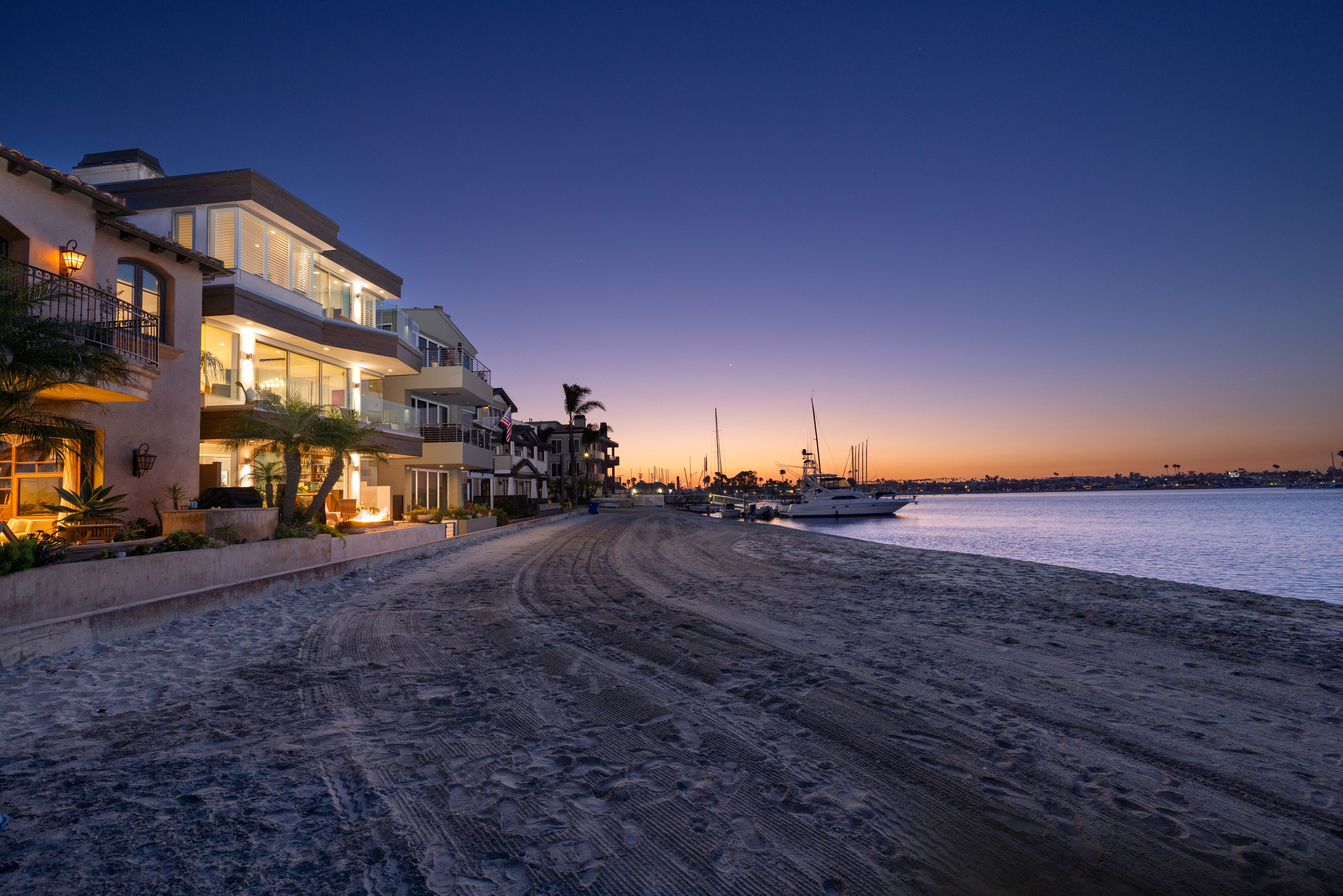 5517 East Ocean Boulevard 