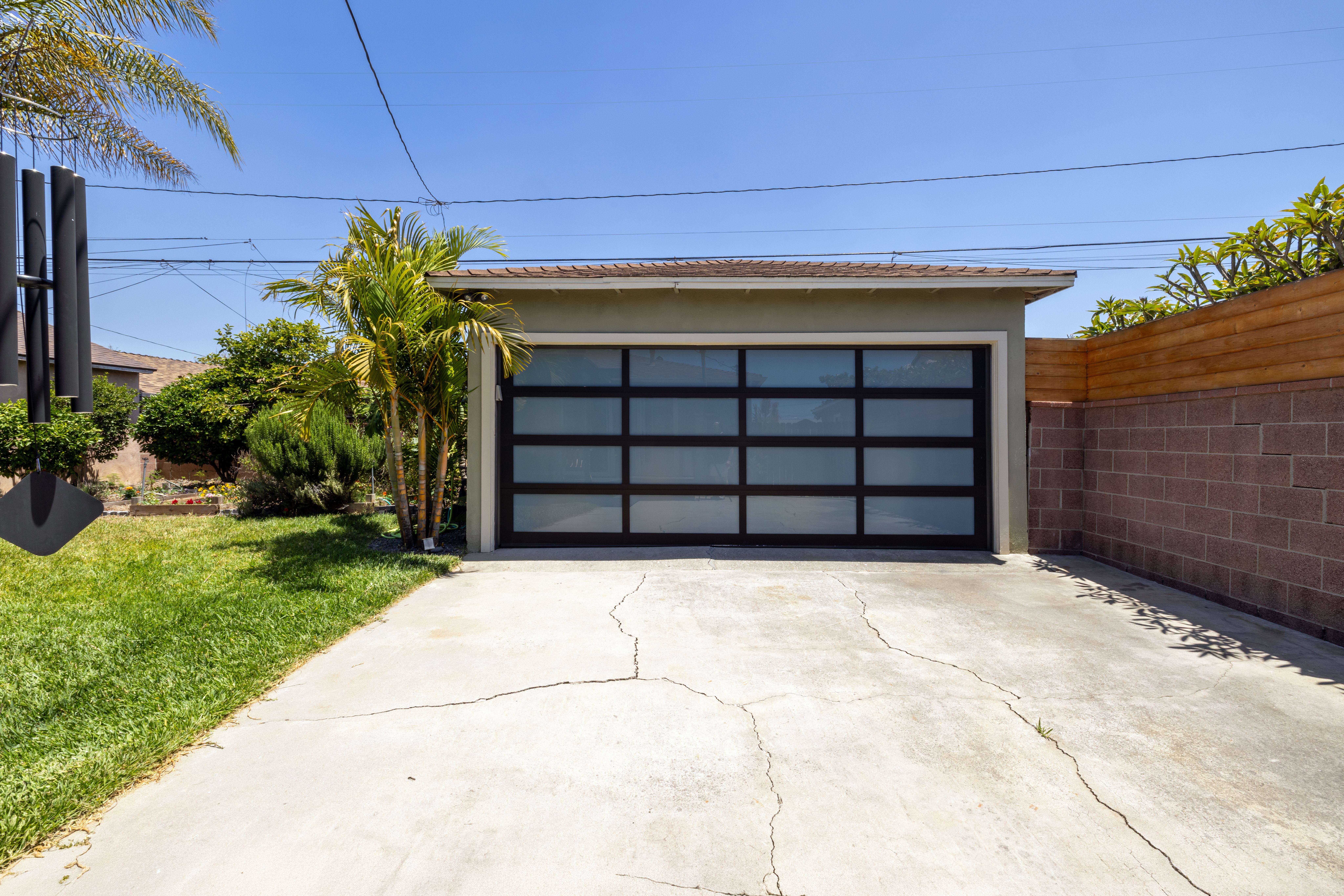 4718 Vangold Avenue 