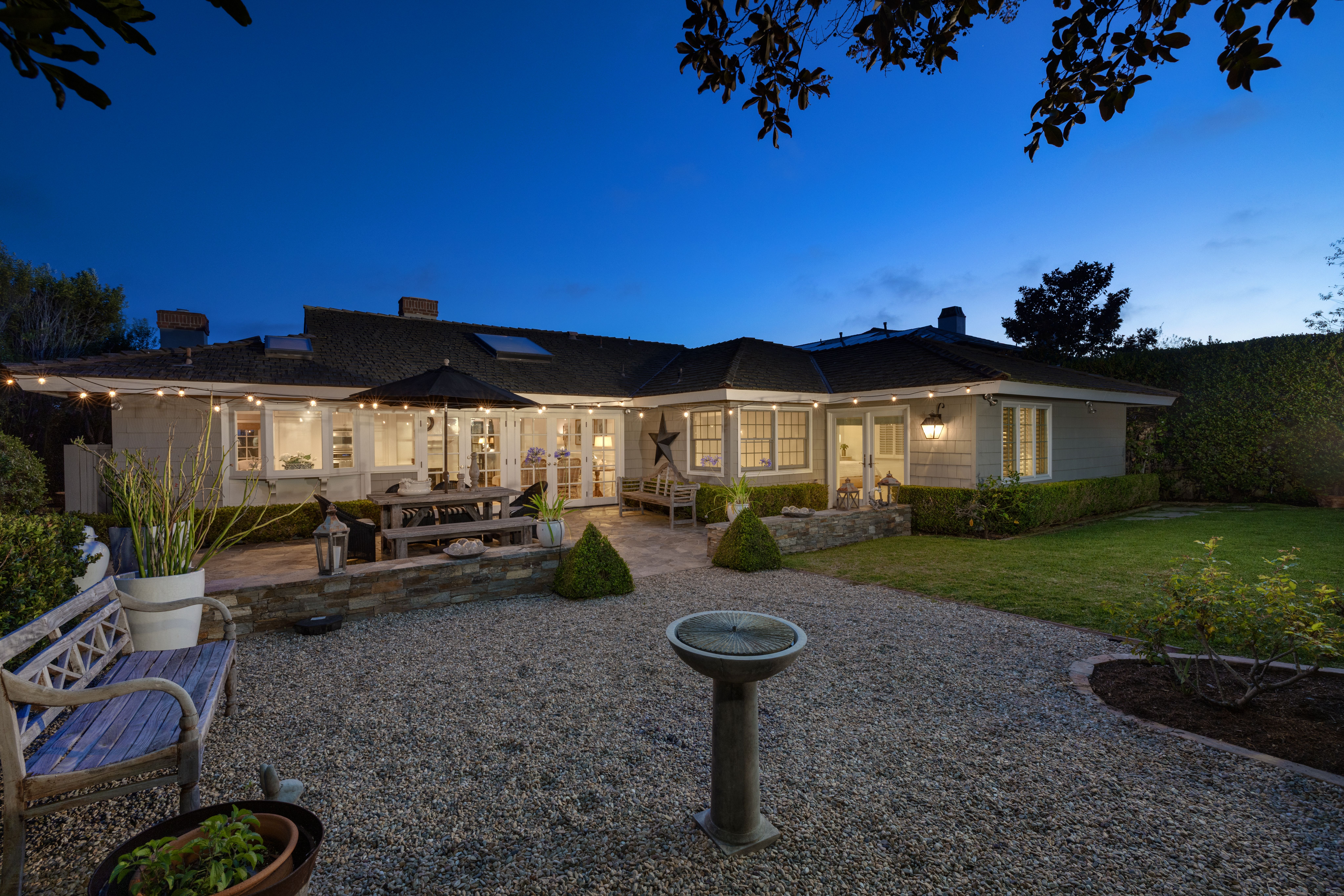 877 Sandcastle Drive 