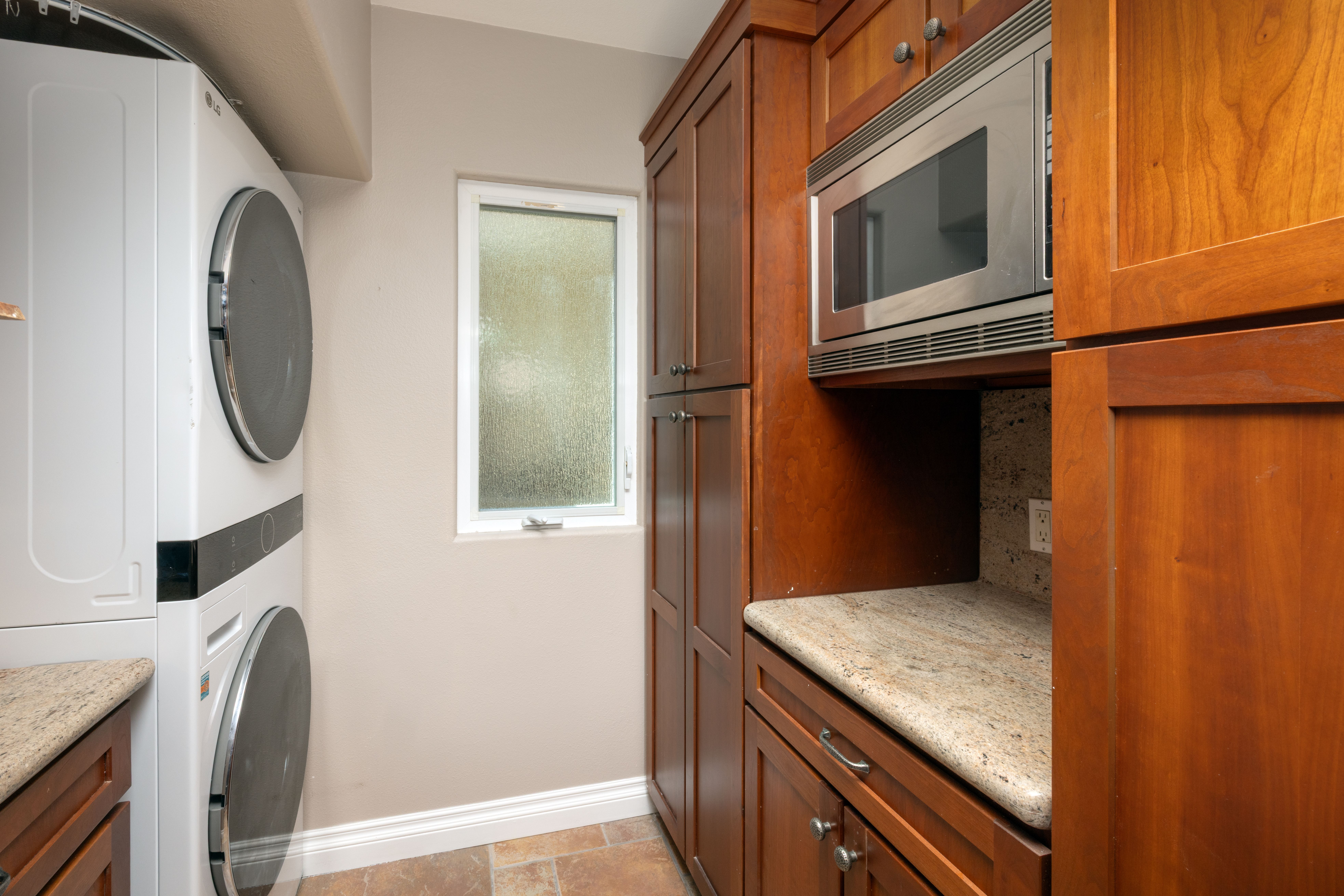 6911 East Seaside Walk 