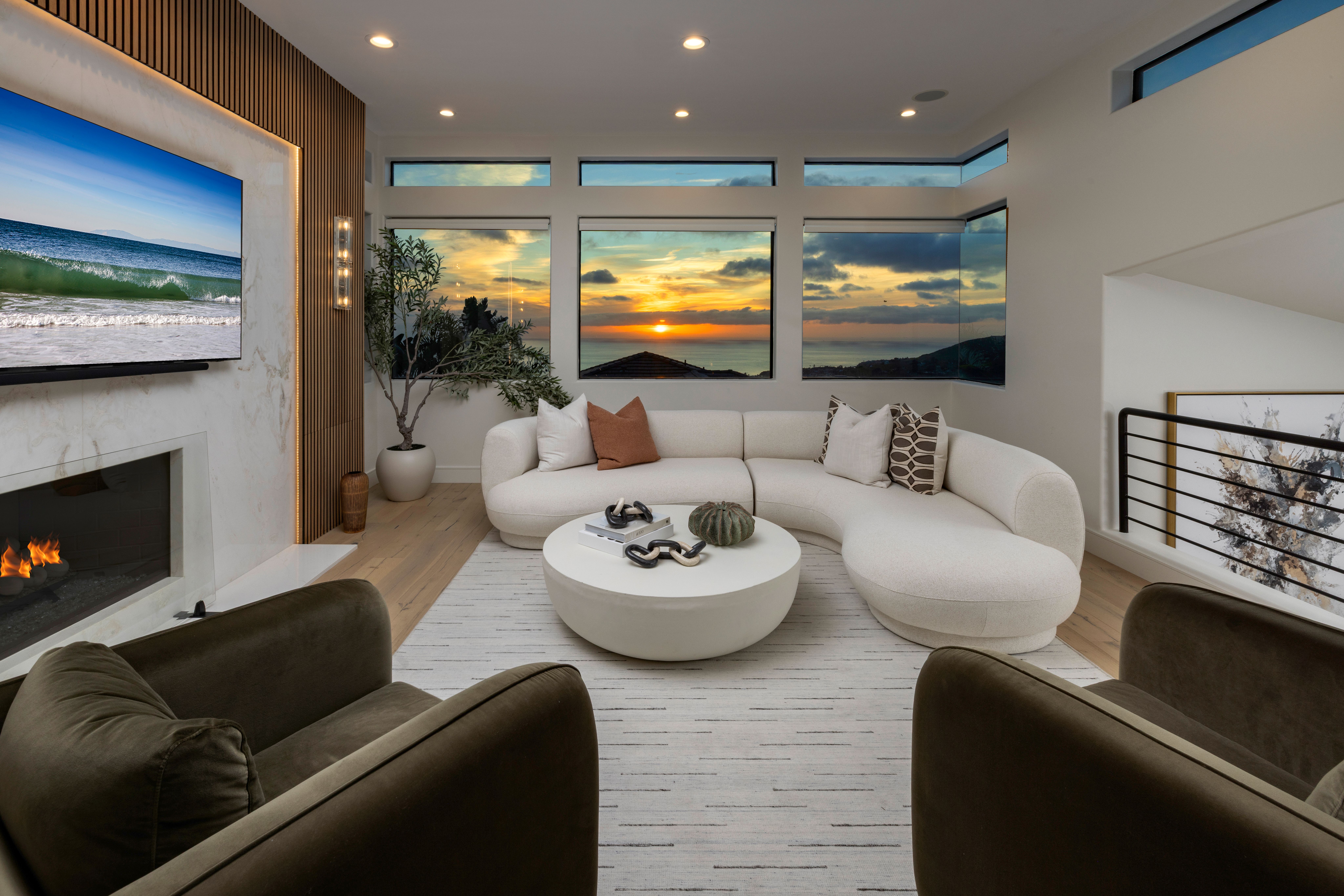 1425 Skyline Drive 