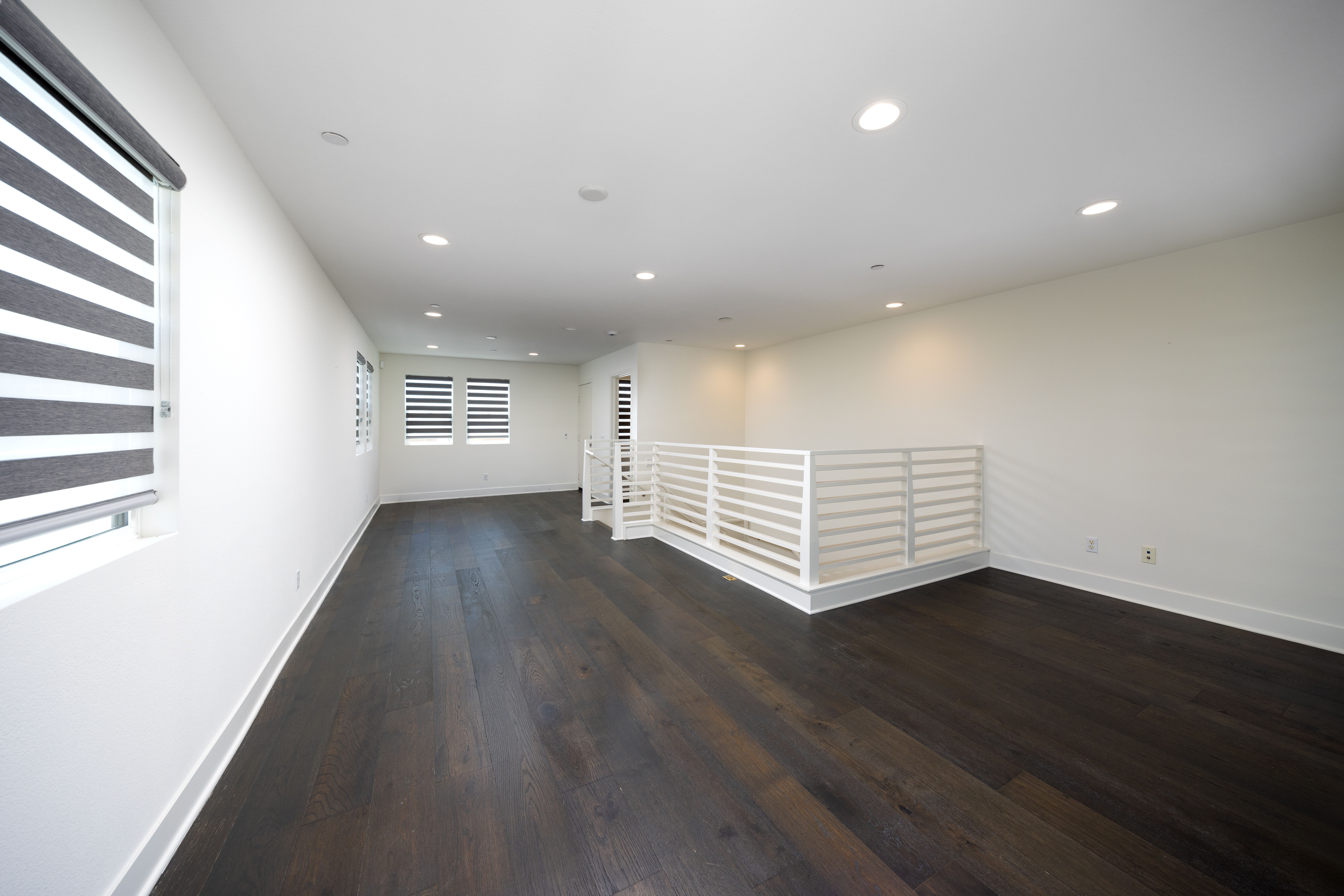 1675 Grand View 