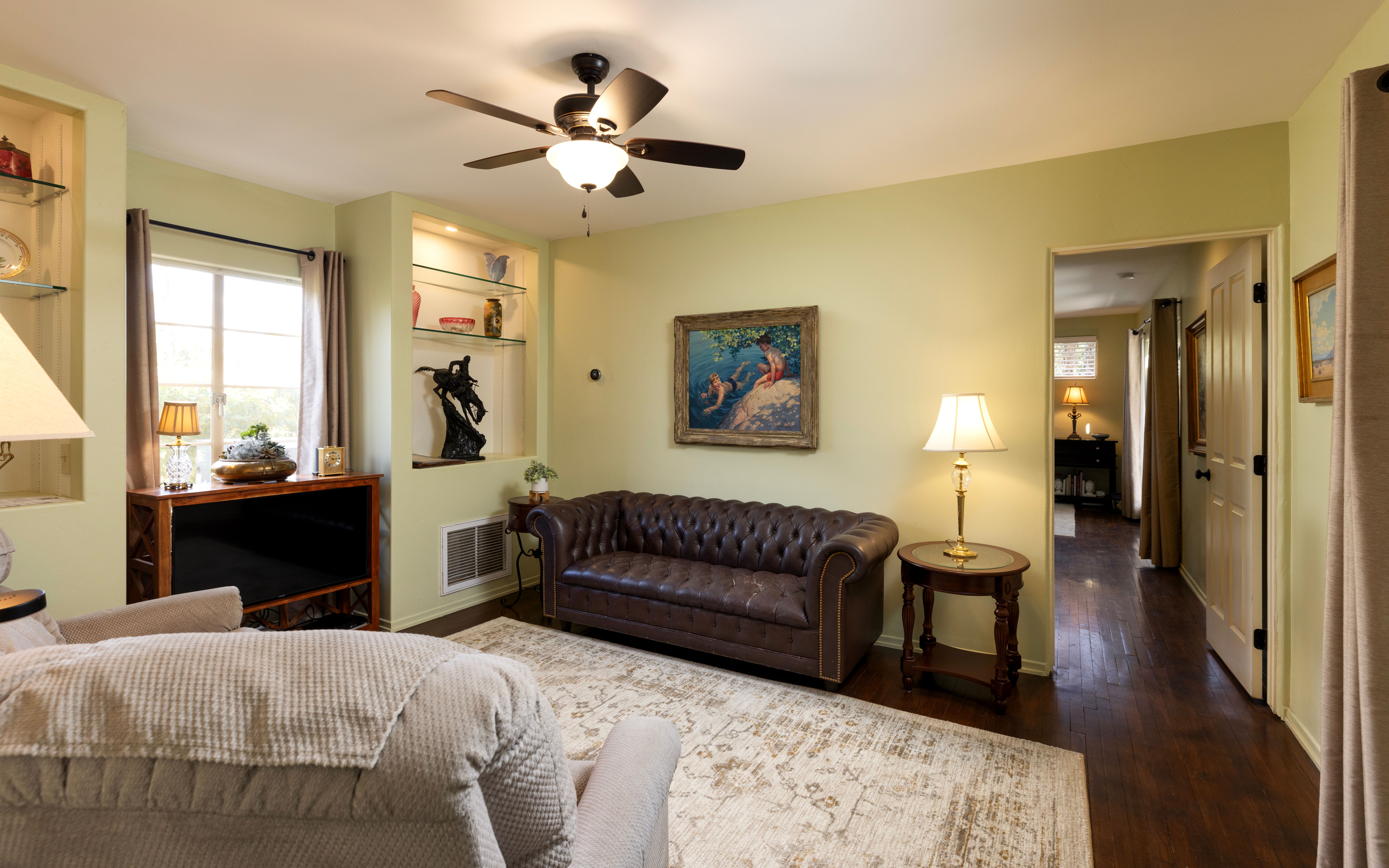 608 South Indian Trail 