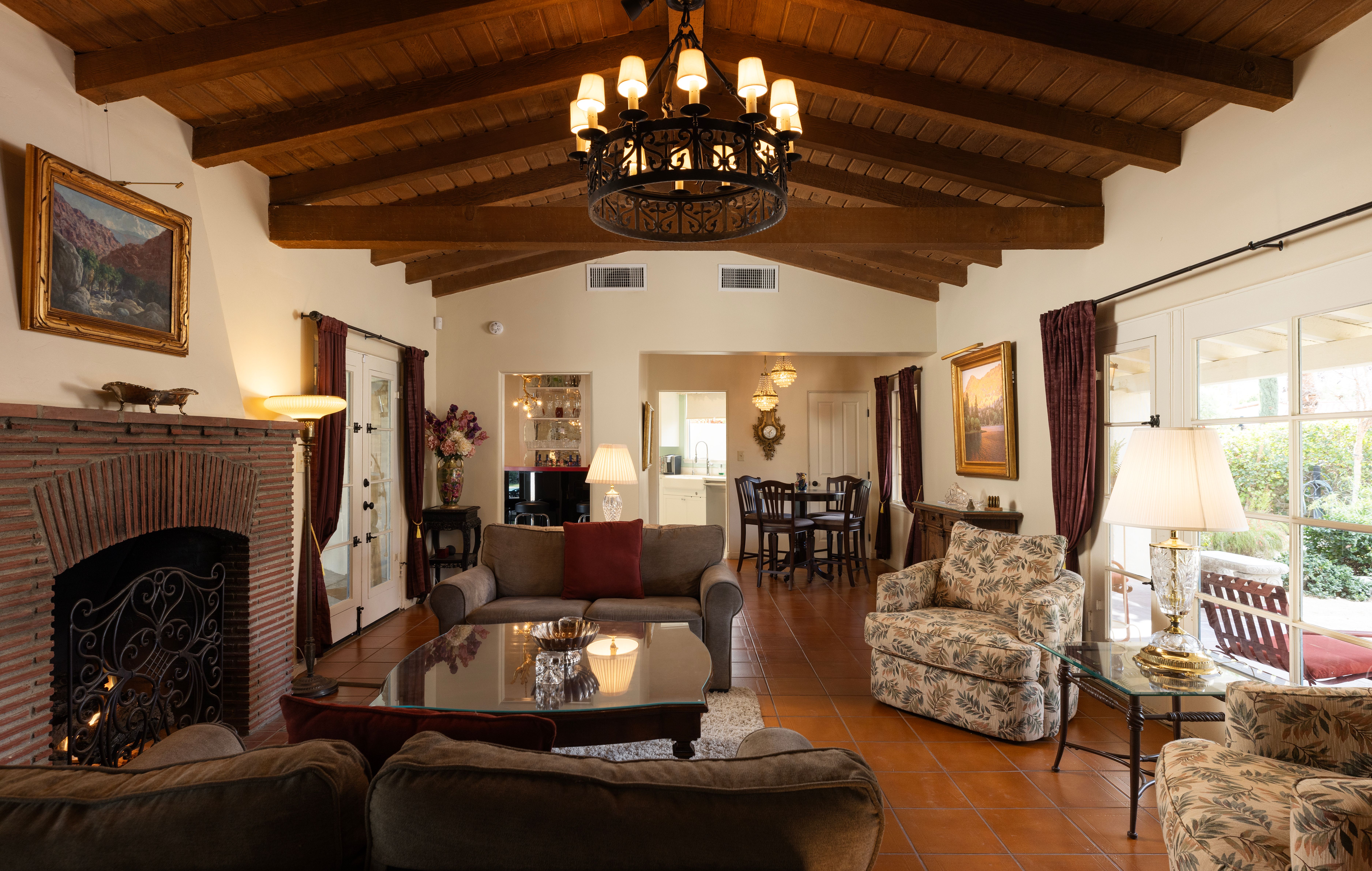 608 South Indian Trail 