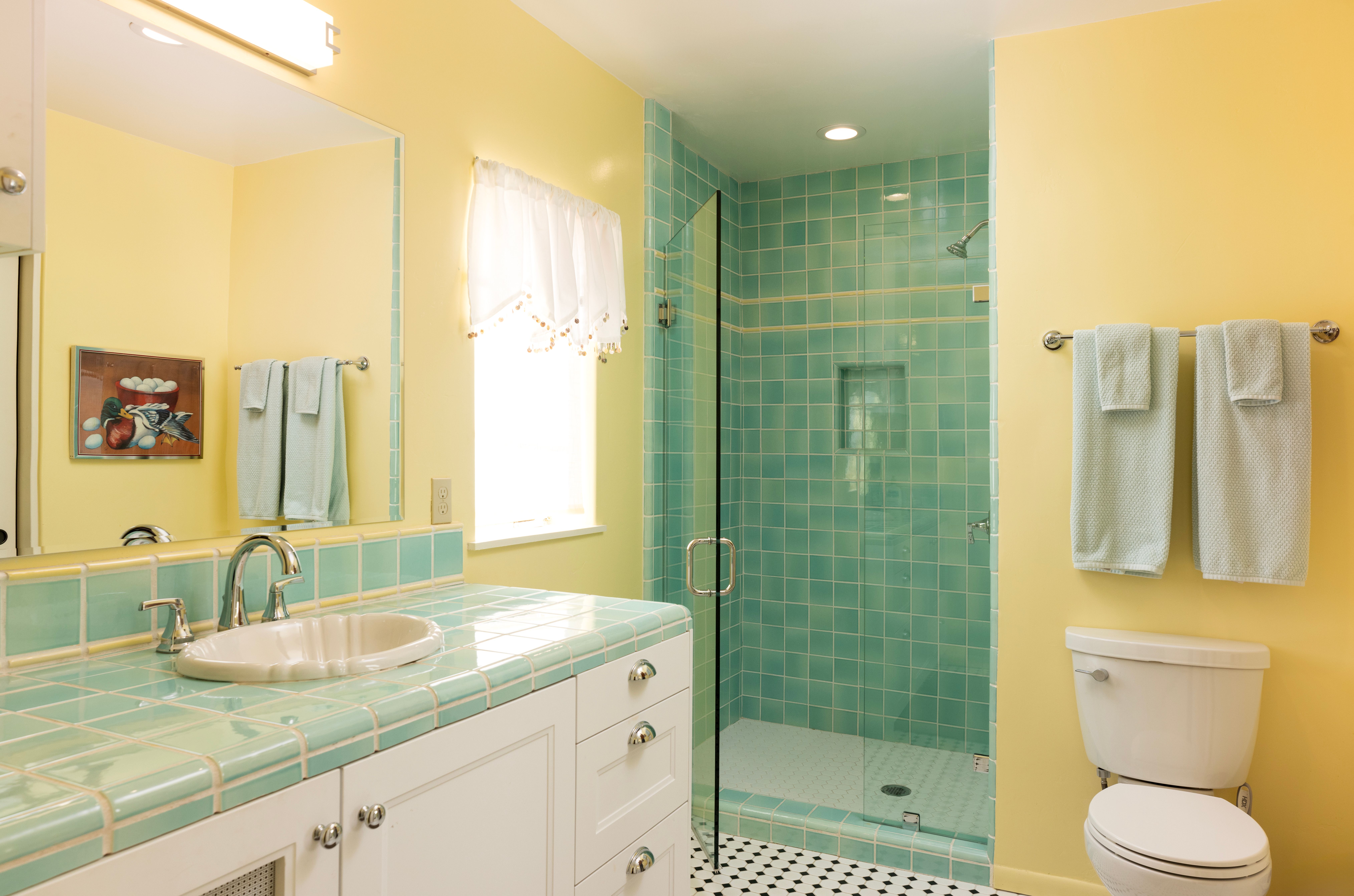 608 South Indian Trail 