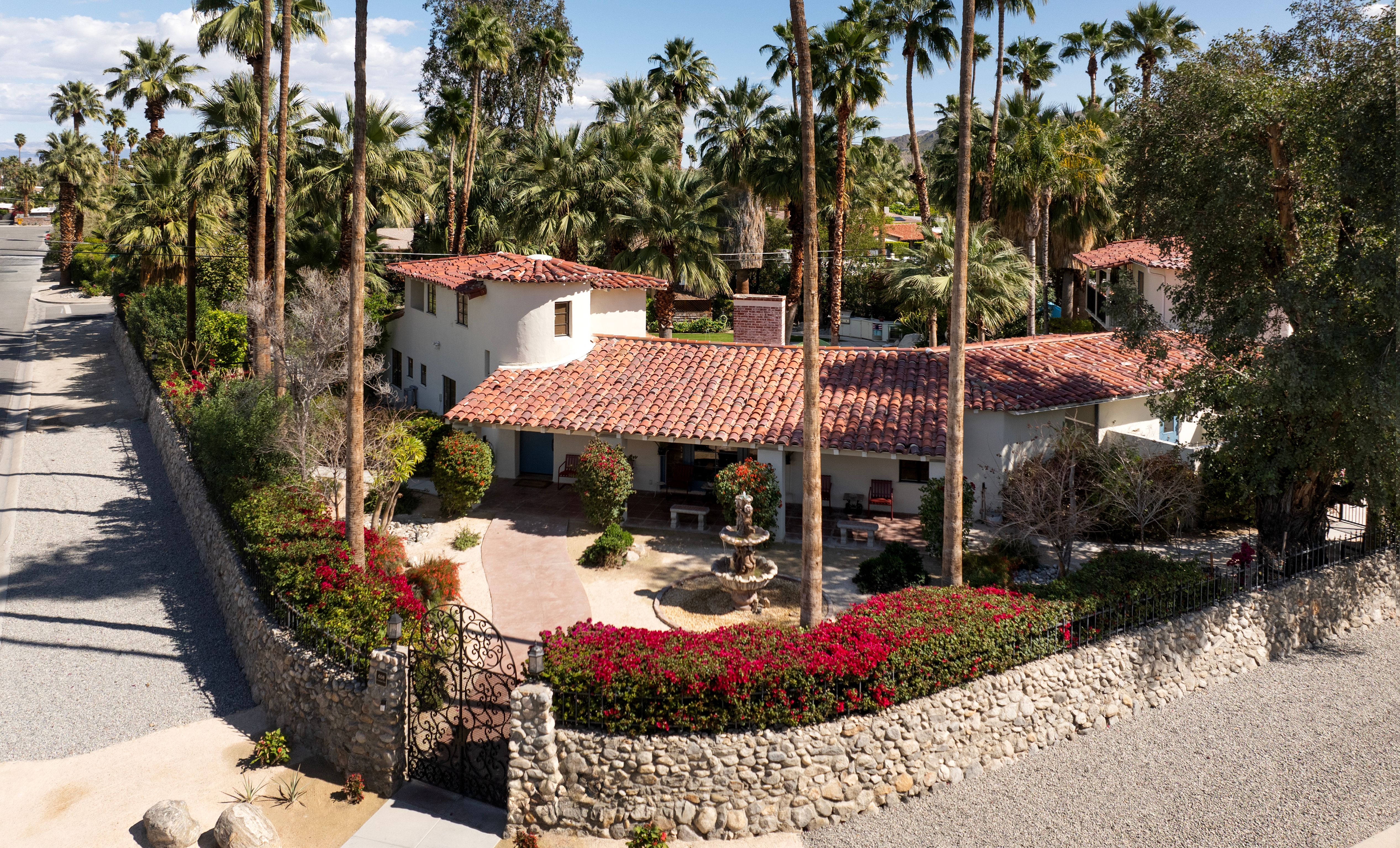 608 South Indian Trail 