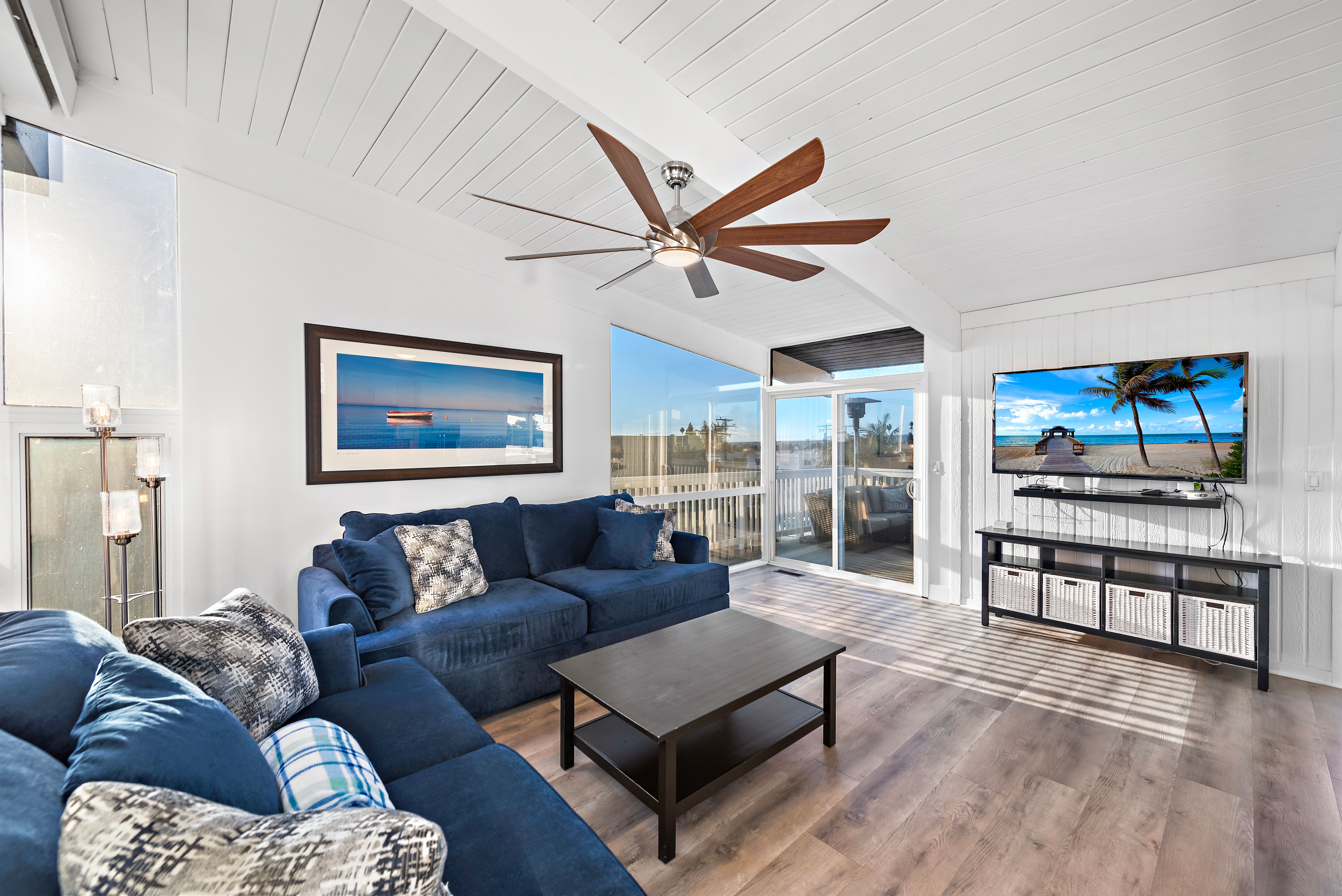 205 West Mariposa 