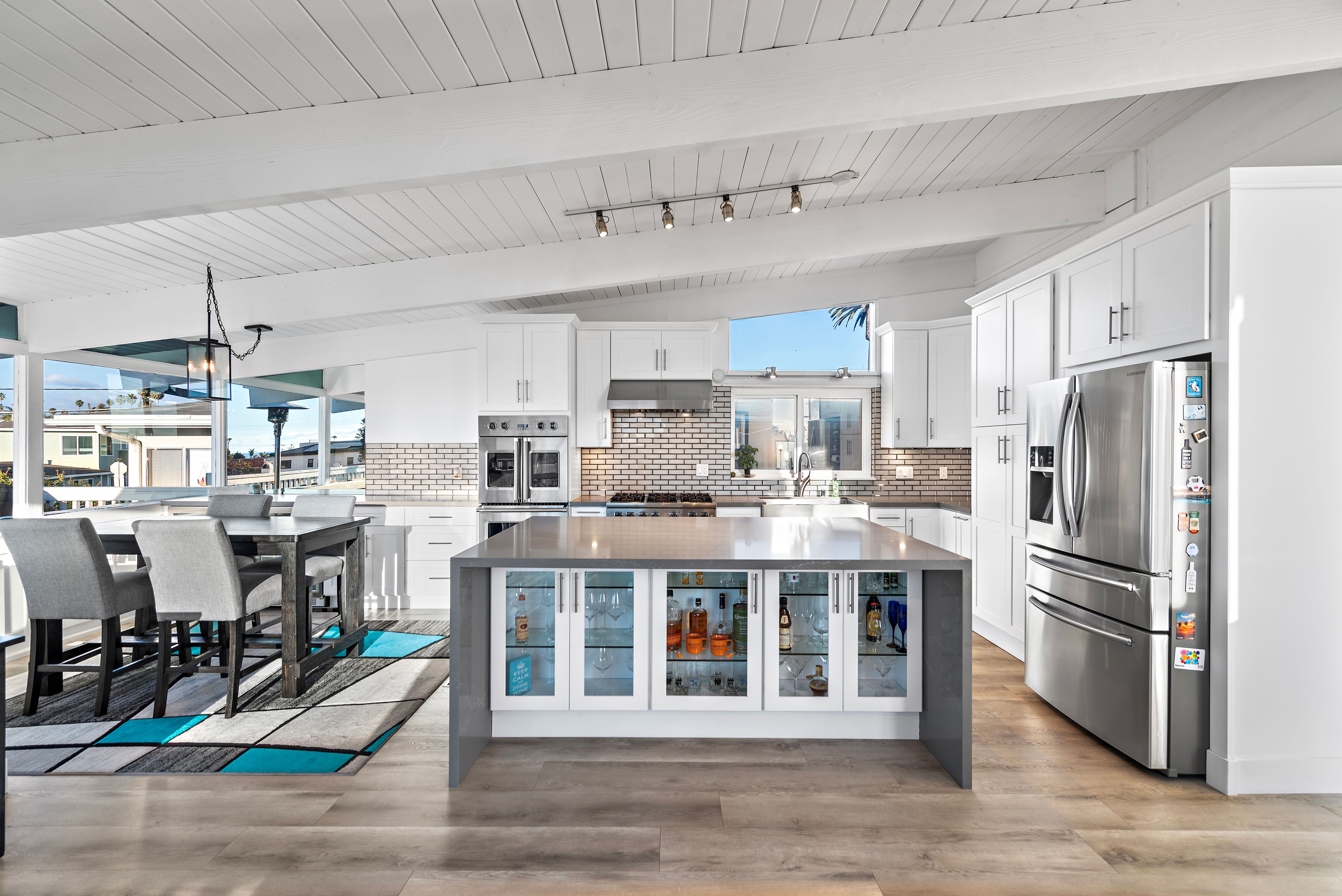 205 West Mariposa 