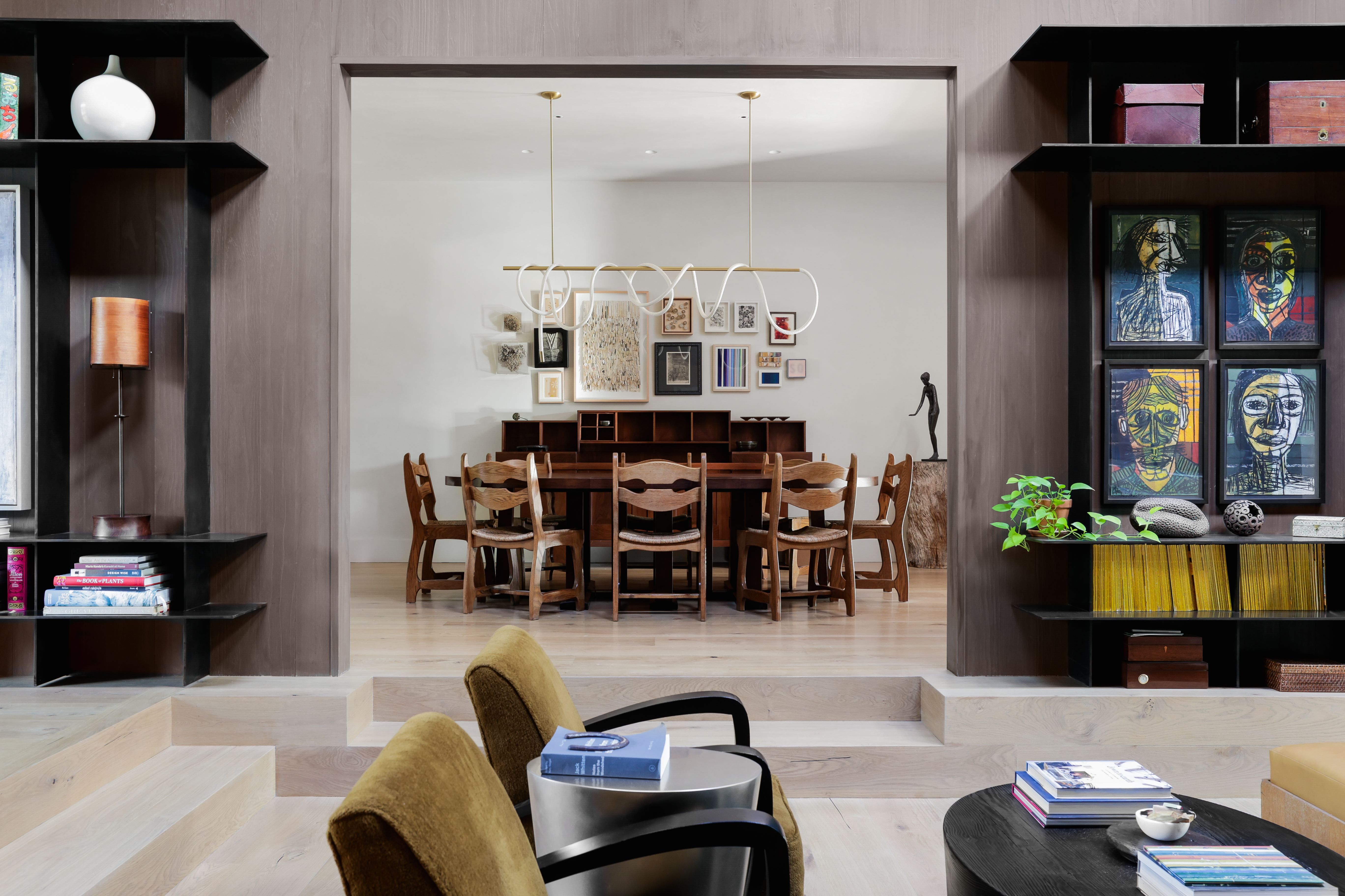 2301 Bridle Path 