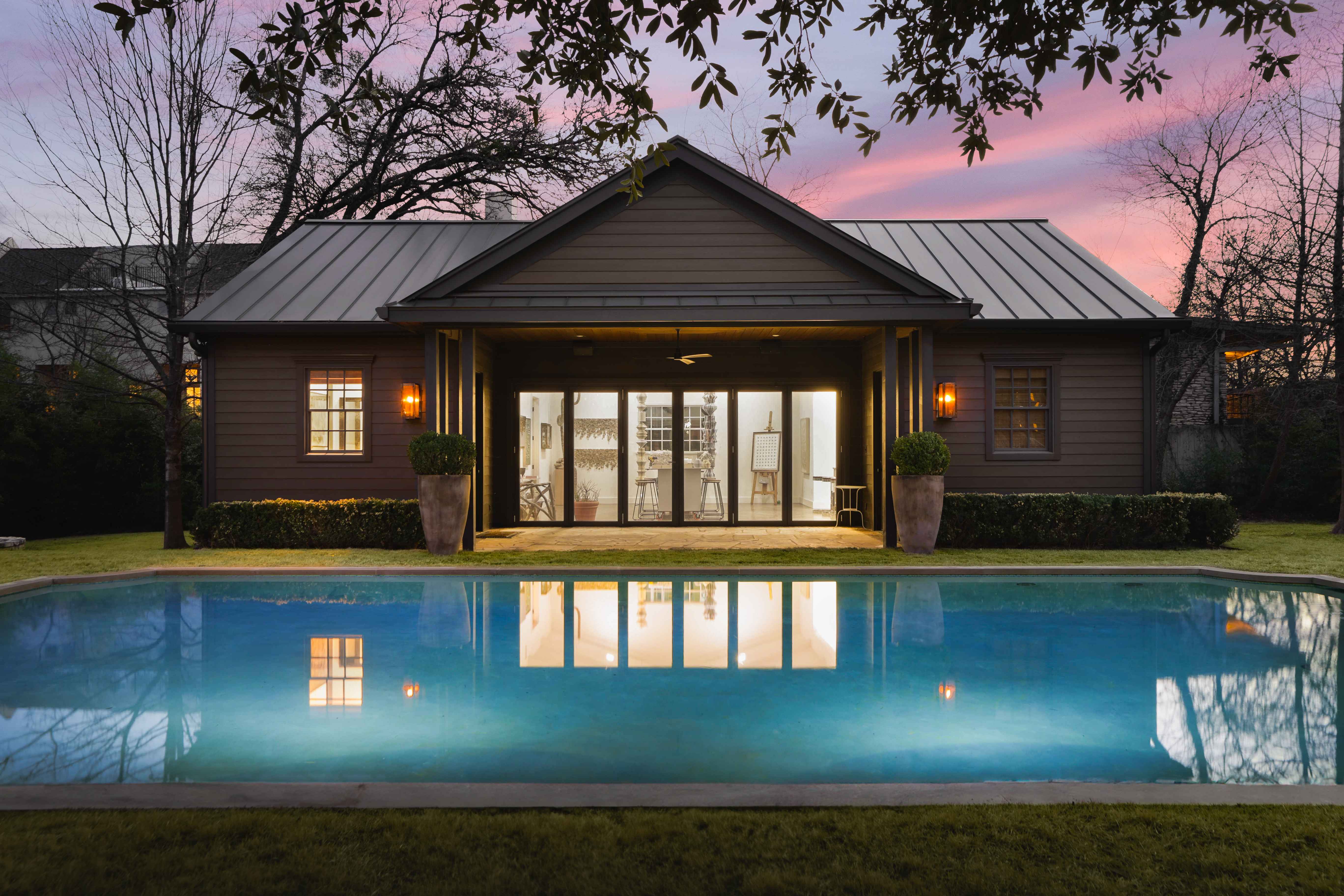 2301 Bridle Path 