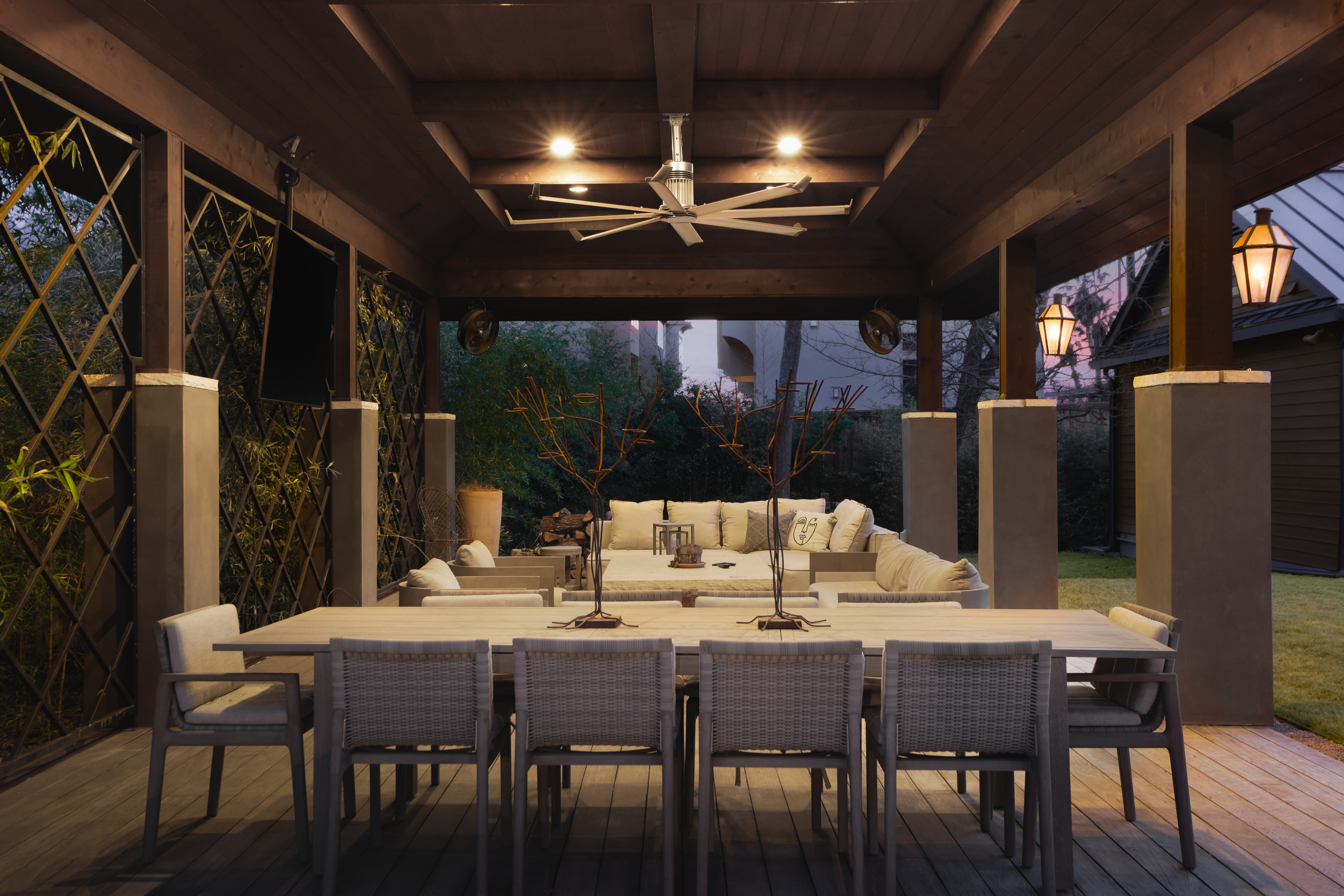 2301 Bridle Path 